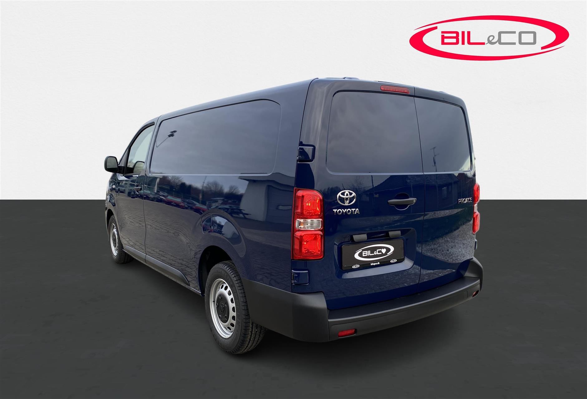 Billede af Toyota Proace 2.0D 144hp Long/En skydedør COMFORT