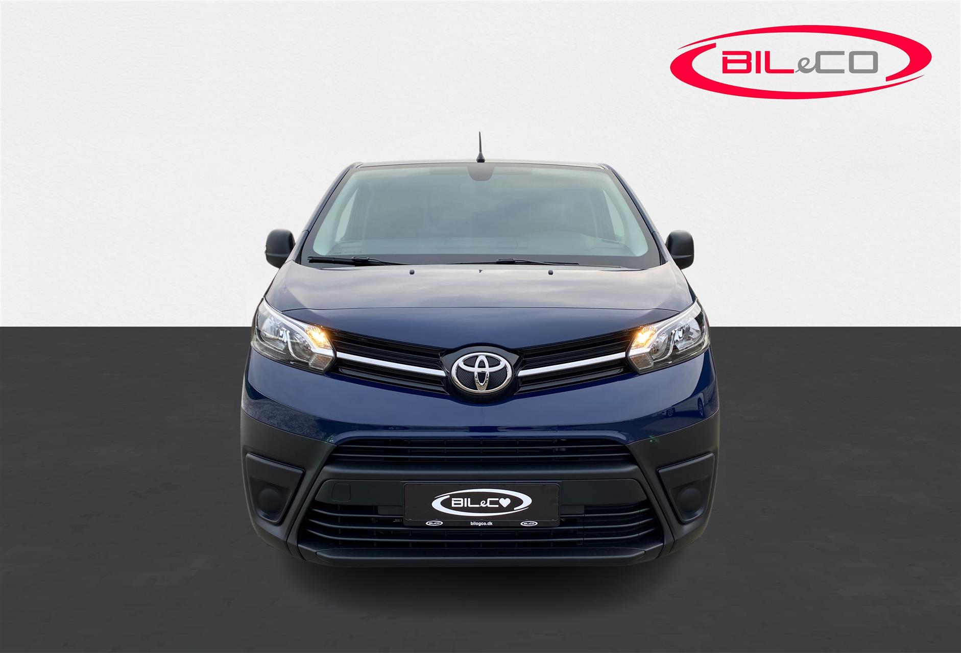 Billede af Toyota Proace 2.0D 144hp Long/En skydedør COMFORT