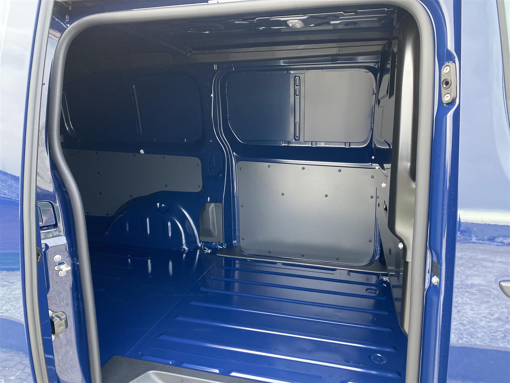 Billede af Toyota Proace 2.0D 144hp Long/En skydedør COMFORT