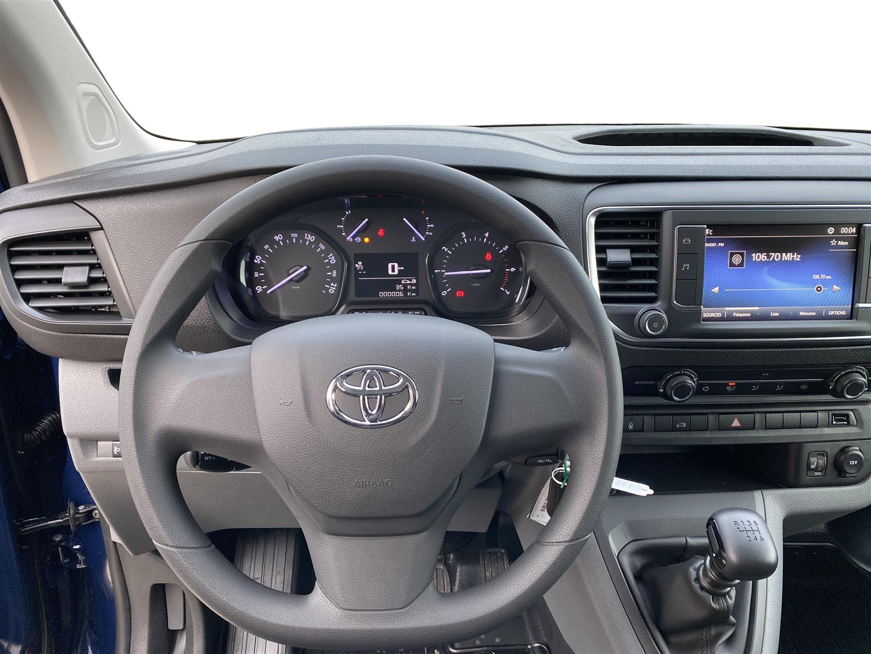 Billede af Toyota Proace 2.0D 144hp Long/En skydedør COMFORT