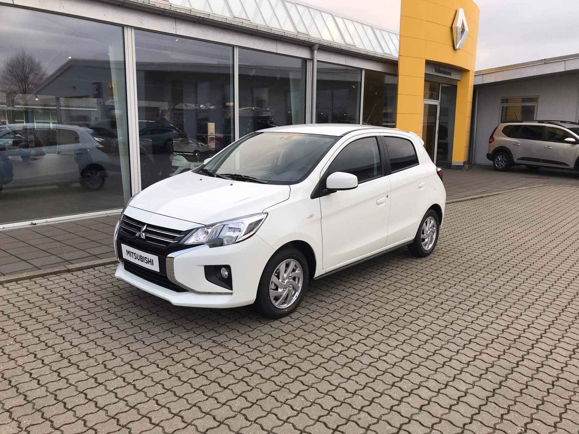 Billede af Mitsubishi Space Star 1,2 Cosmic AS&G 71HK 5d