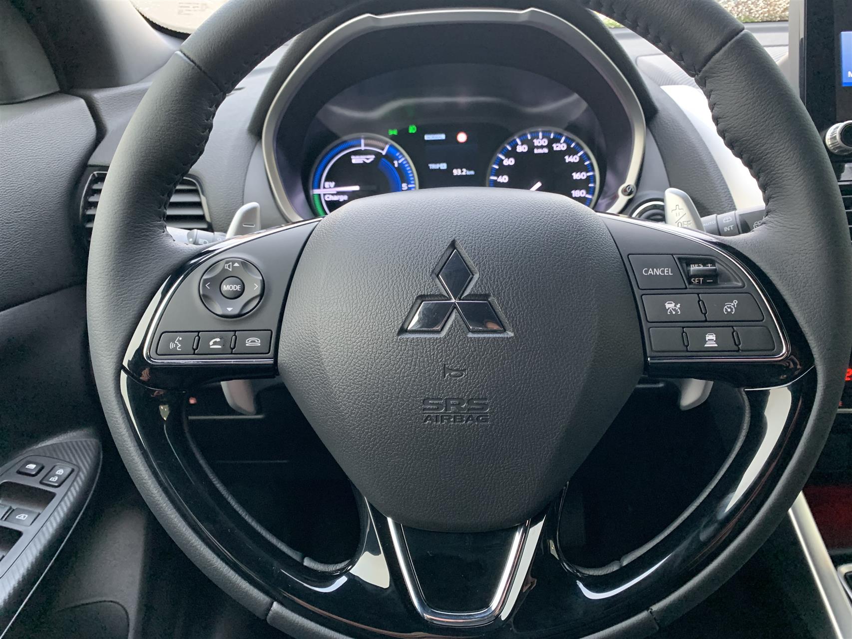 Billede af Mitsubishi Eclipse Cross 2,4 Plugin-hybrid Sport Tech 4WD 188HK 5d Trinl. Gear