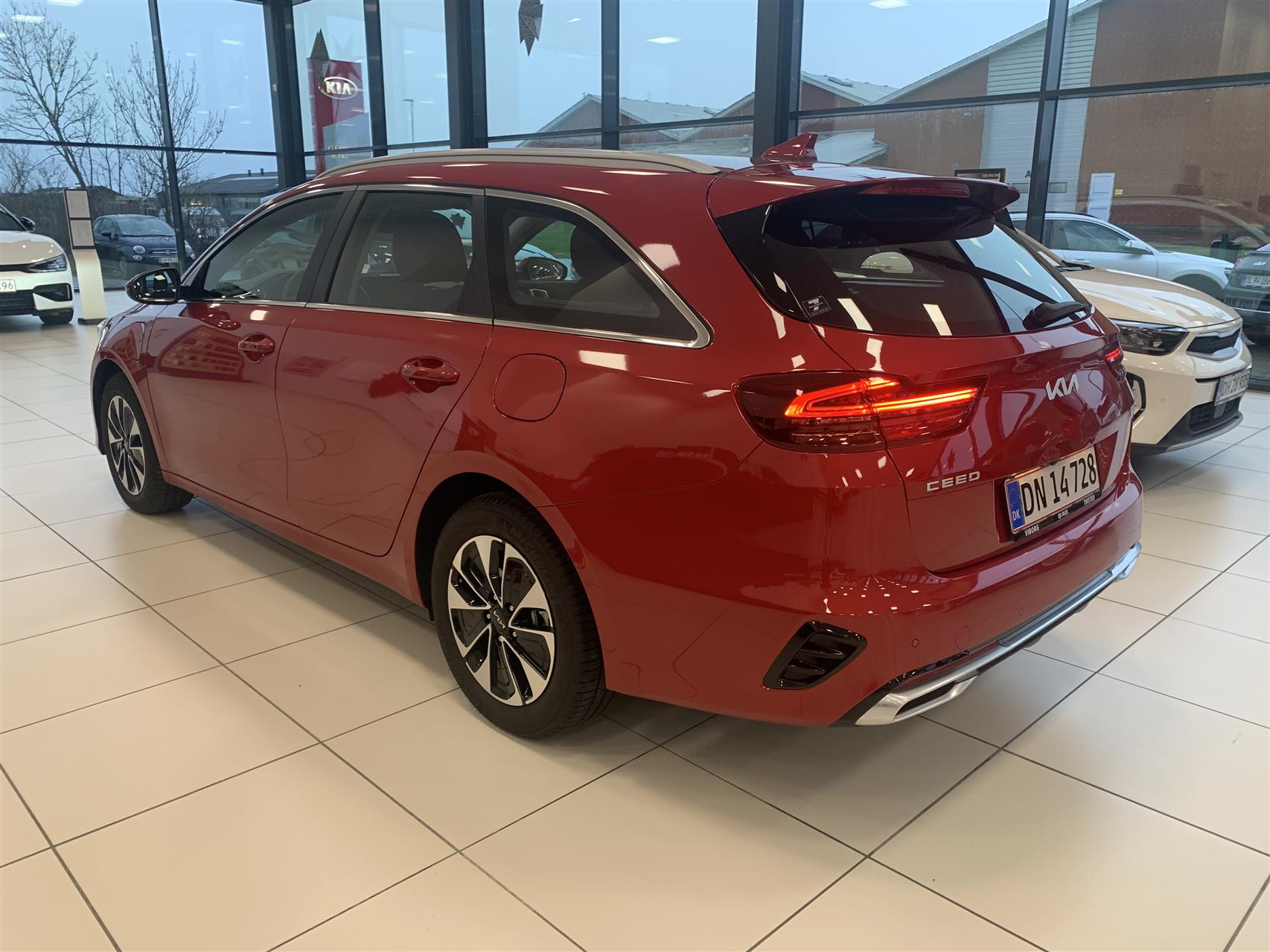 Billede af Kia Ceed SW 1,6 GDI PHEV  Plugin-hybrid Prestige DCT 141HK Stc 6g Aut.