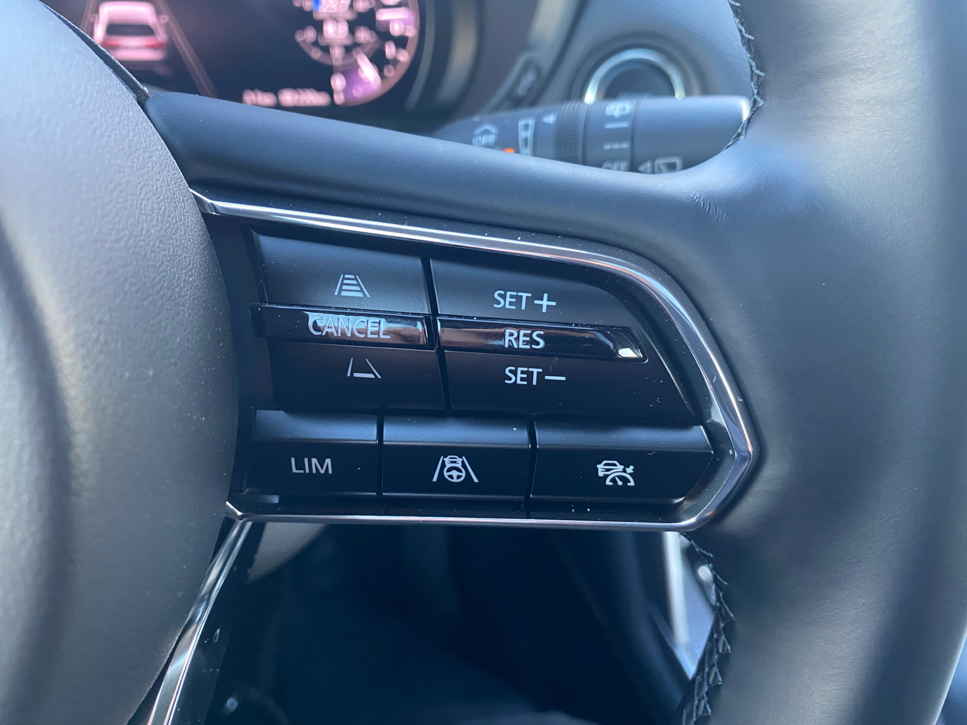 Billede af Mazda CX-60 2,5 e-Skyactiv  Plugin-hybrid Homura AWD 327HK 5d 8g Aut.