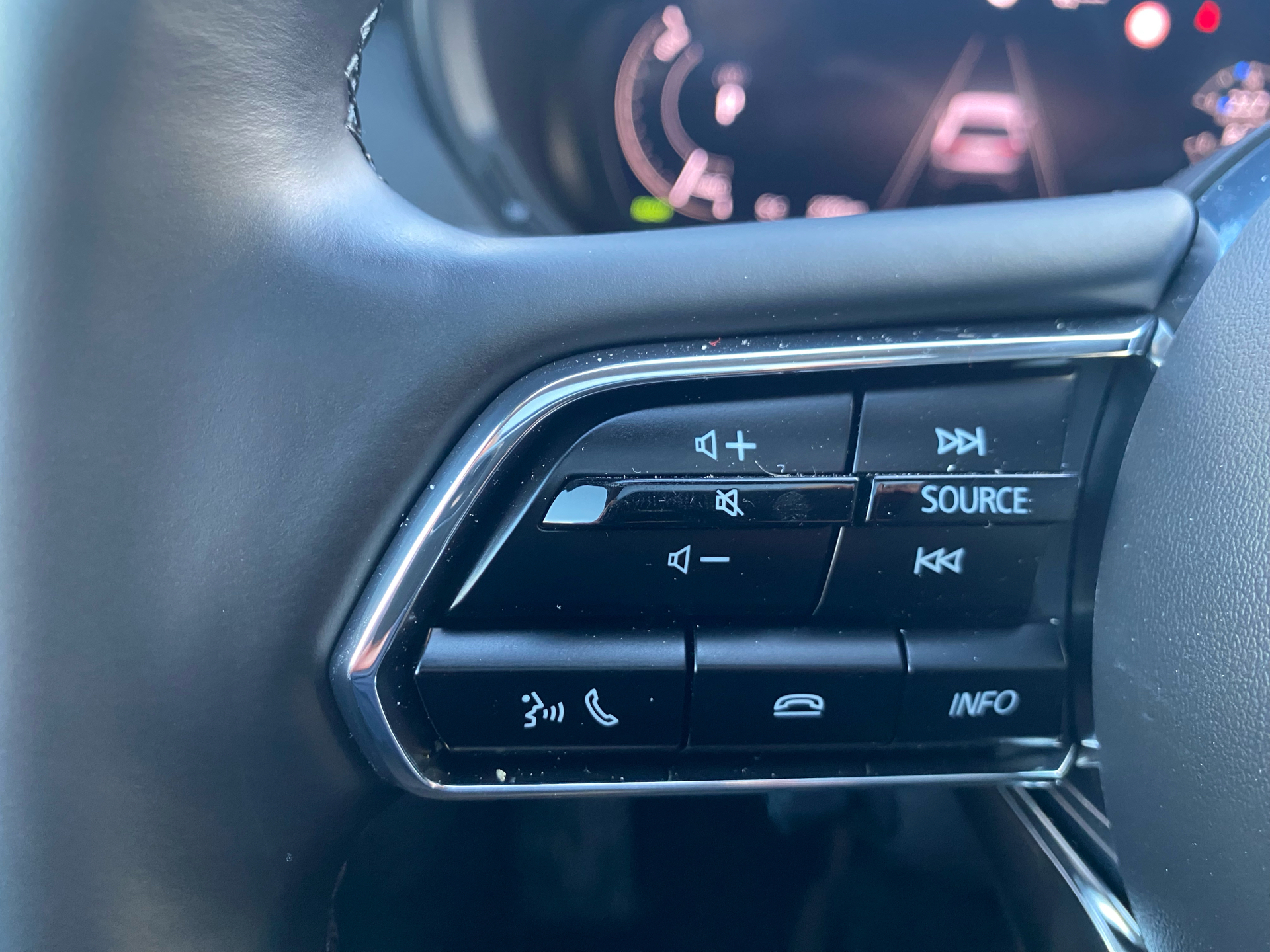 Billede af Mazda CX-60 2,5 e-Skyactiv  Plugin-hybrid Homura AWD 327HK 5d 8g Aut.