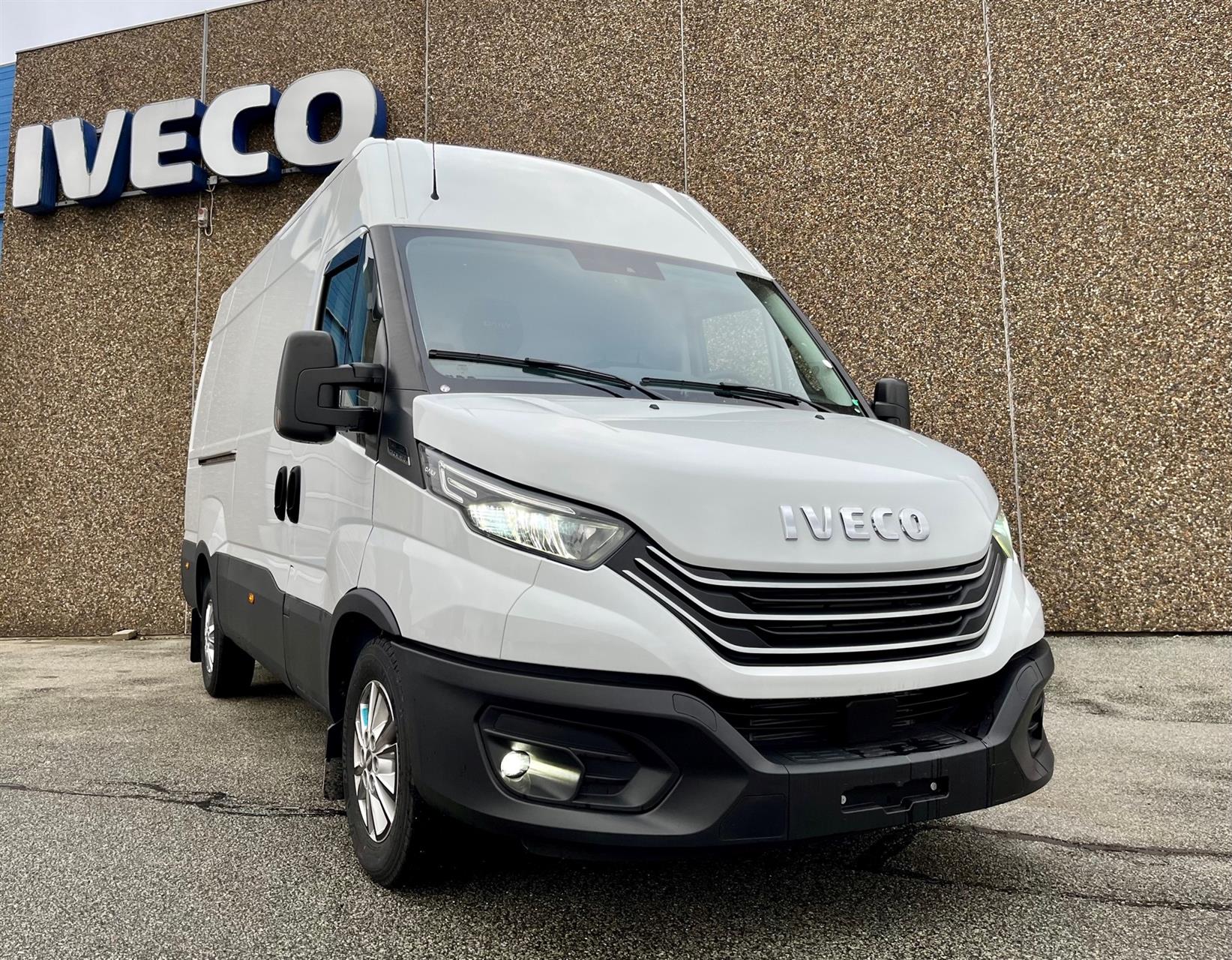 Billede af Iveco Daily 35S16 12m3 2,3 D Forza+ Hi-Matic 156HK Van 8g Aut.