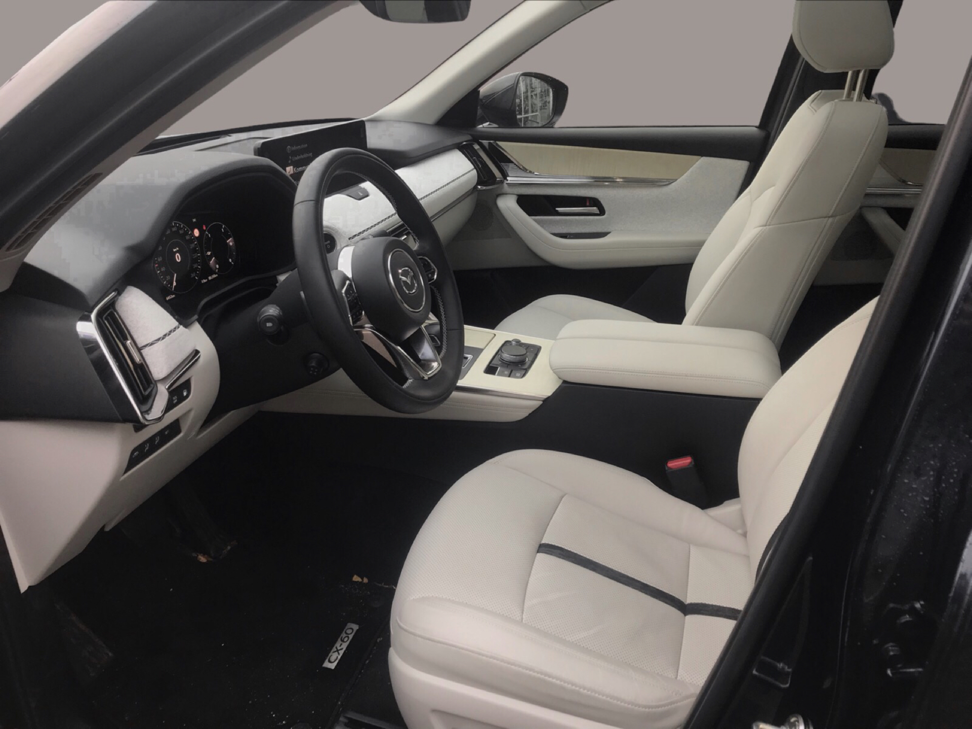 Billede af Mazda CX-60 2,5 e-Skyactiv  Plugin-hybrid Takumi AWD 327HK 5d 8g Aut.