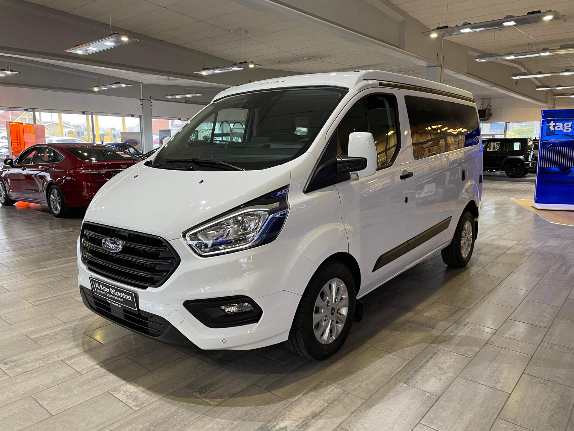 Billede af Ford Transit Custom Nugget 340 L2 2,0 TDCi 185HK 5d 6g Aut.