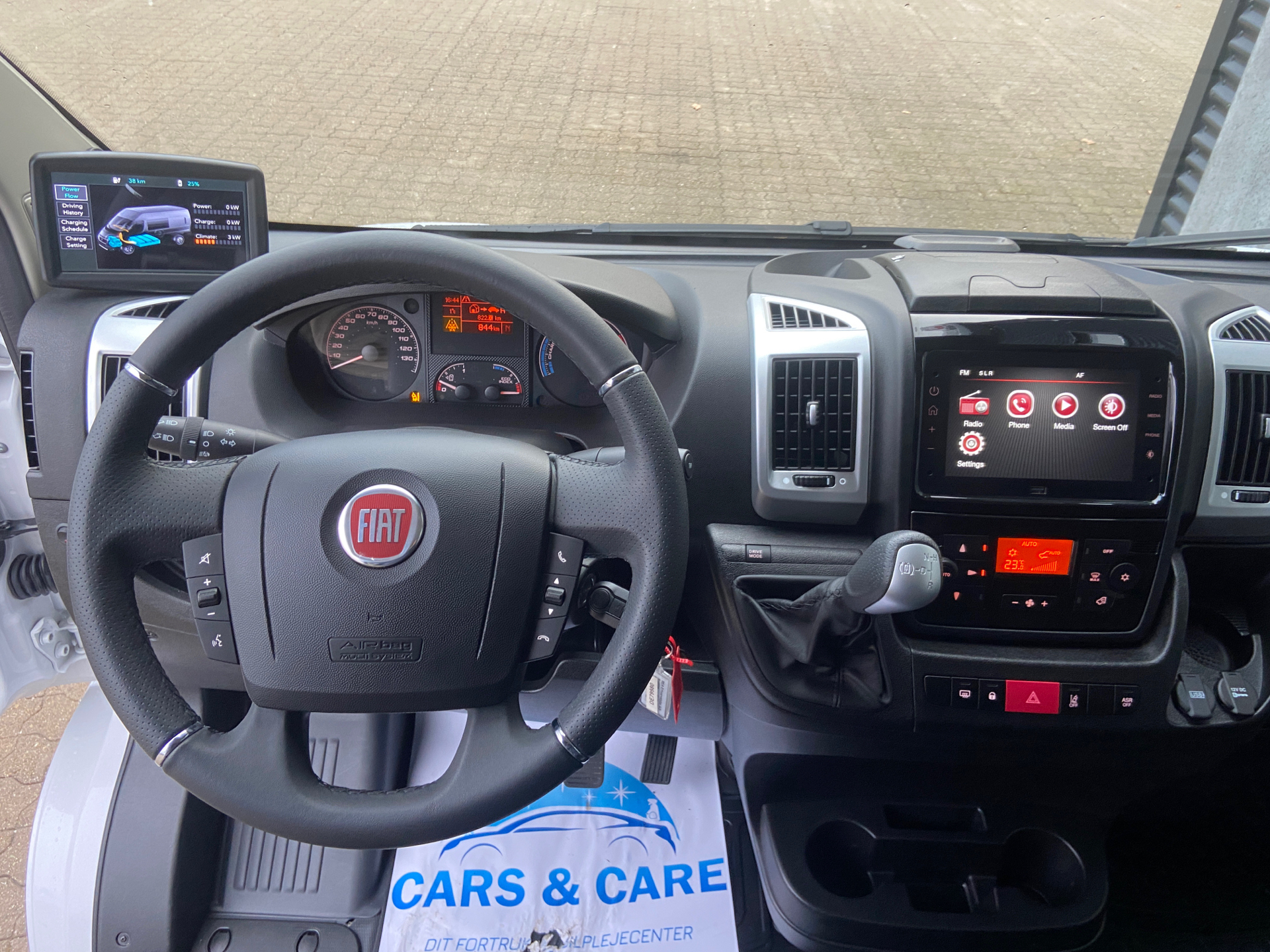 Billede af Fiat E-Ducato 35 Maxi L2H1 EL 122HK Van Aut.