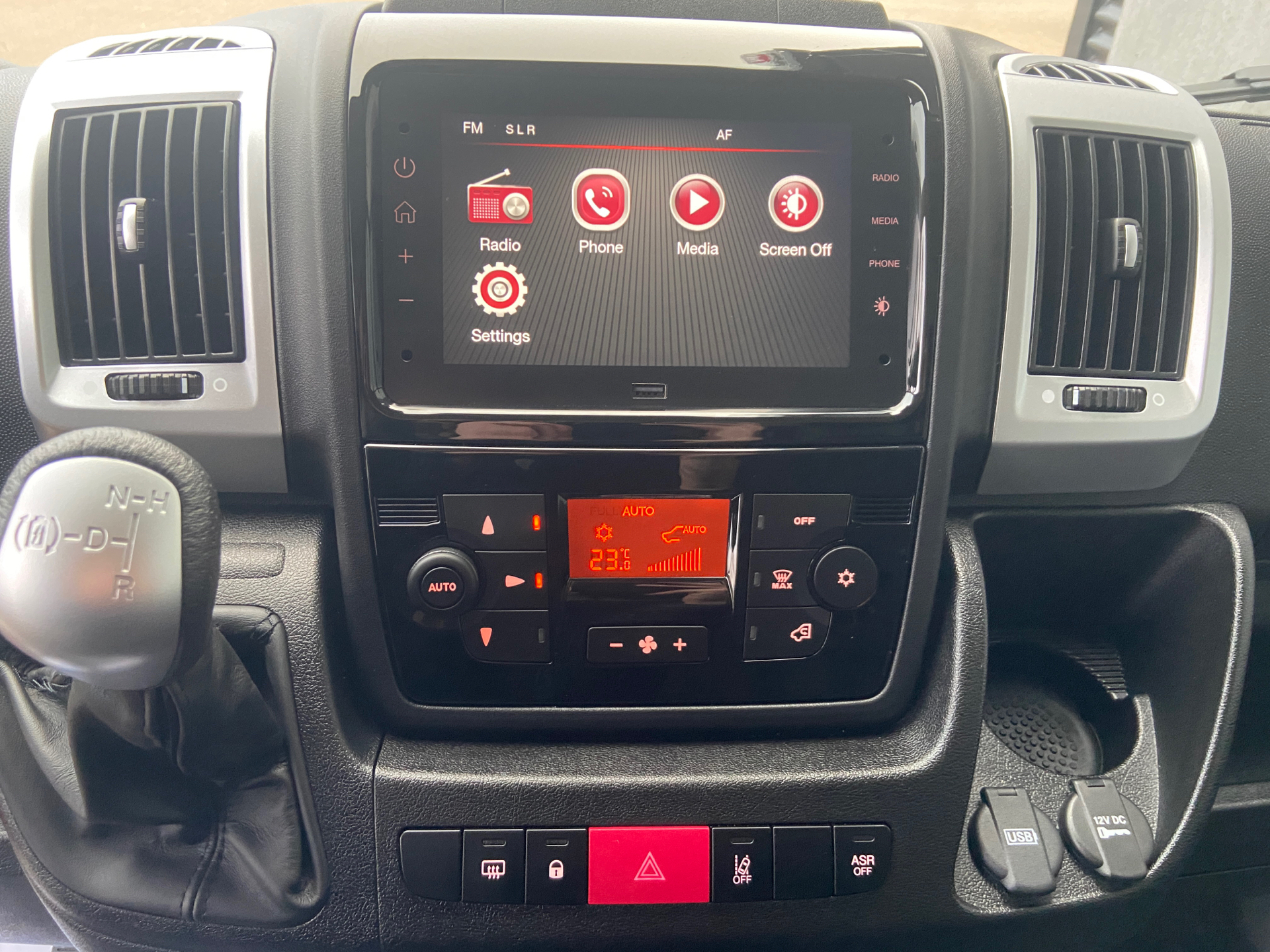 Billede af Fiat E-Ducato 35 Maxi L2H1 EL 122HK Van Aut.