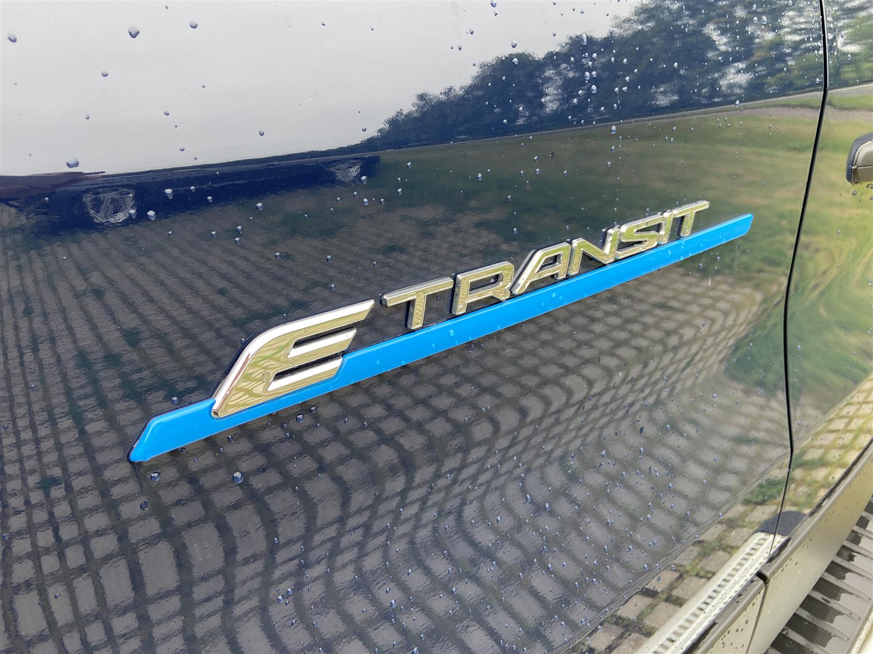 Billede af Ford E-Transit 425 L2H2 EL Trend RWD 184HK Van Aut.