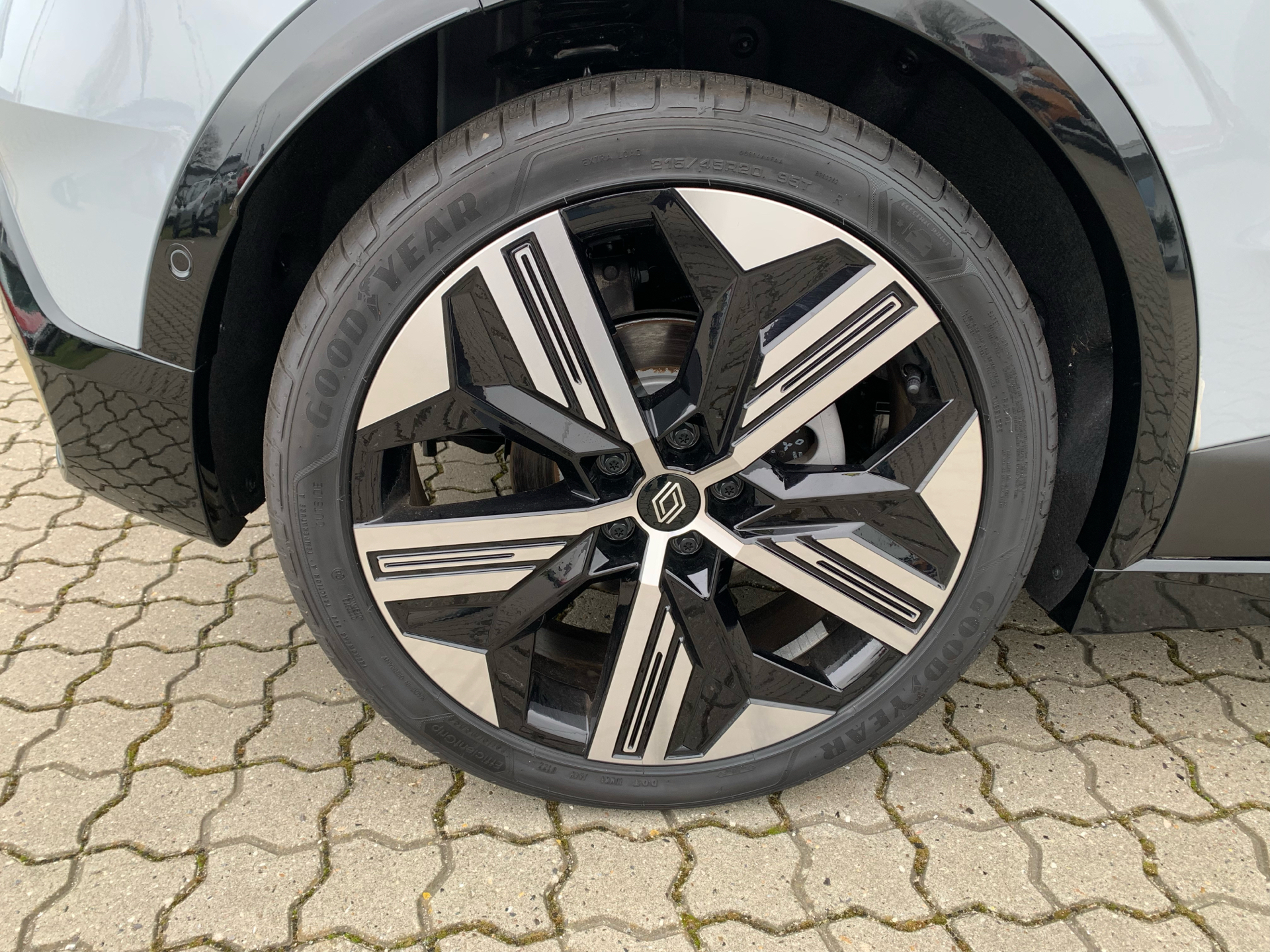 Billede af Renault Mégane E-TECH Iconic 220HK 5d Trinl. Gear