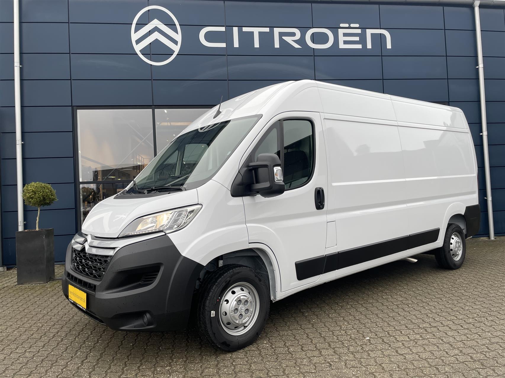 Billede af Citroën Jumper 33 L3H2 2,2 Blue HDi Flexline 140HK Van 6g