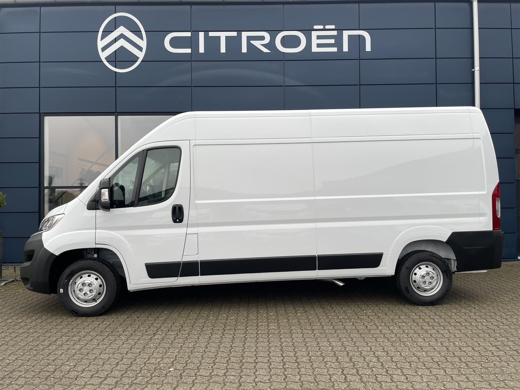 Billede af Citroën Jumper 33 L3H2 2,2 Blue HDi Flexline 140HK Van 6g