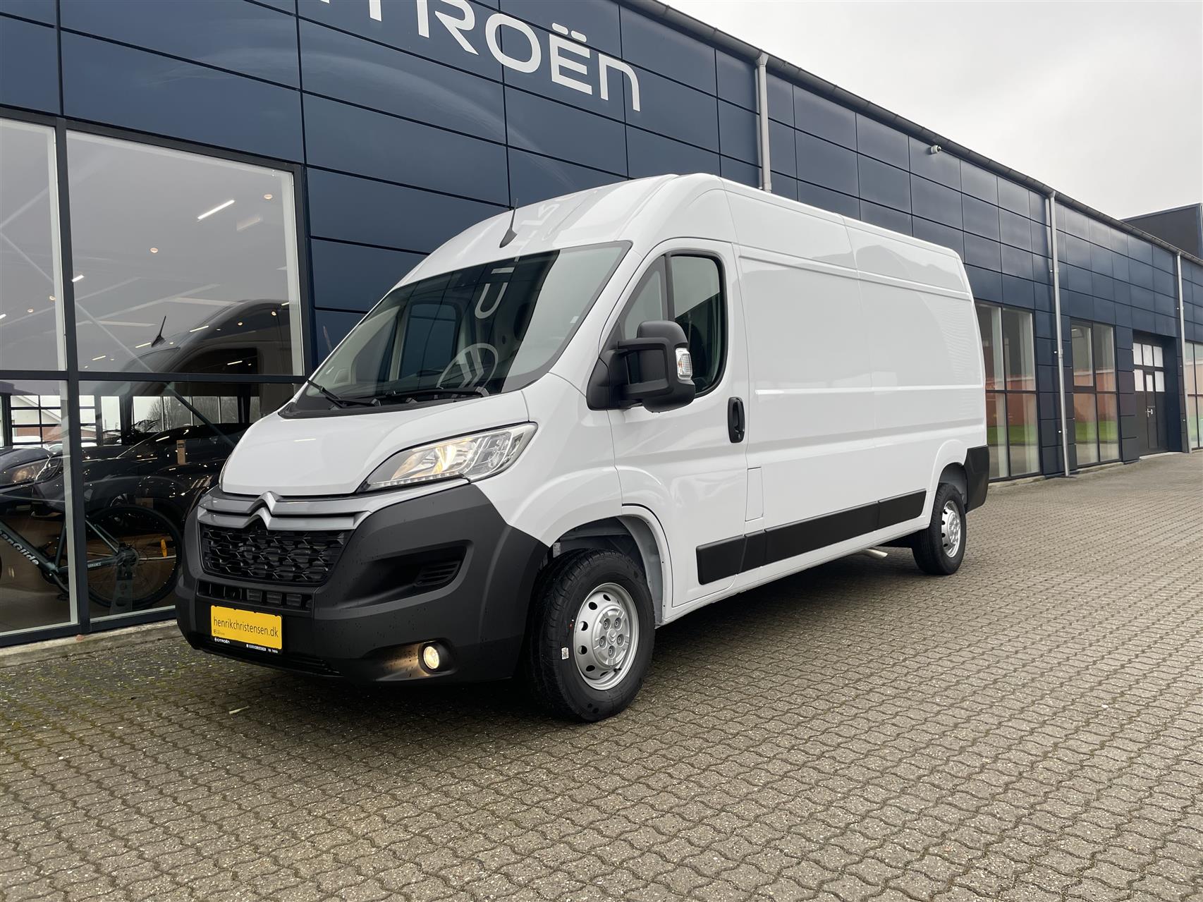 Billede af Citroën Jumper 33 L3H2 2,2 Blue HDi Flexline 140HK Van 6g