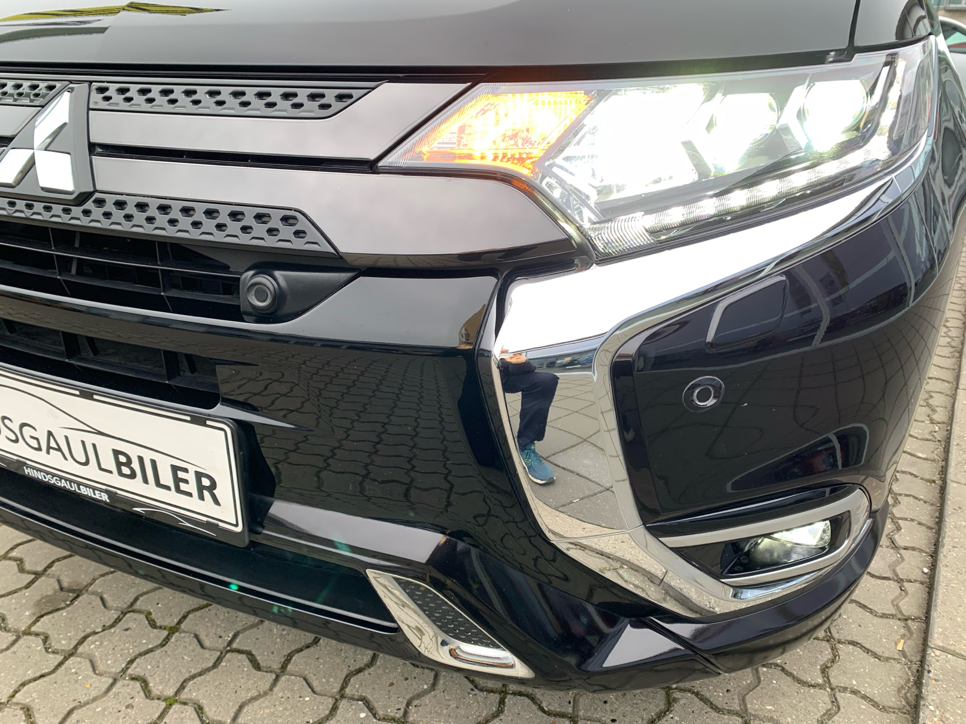 Billede af Mitsubishi Outlander 2,4 PHEV  Plugin-hybrid Instyle S-Edition 4WD 224HK 5d 6g Trinl. Gear