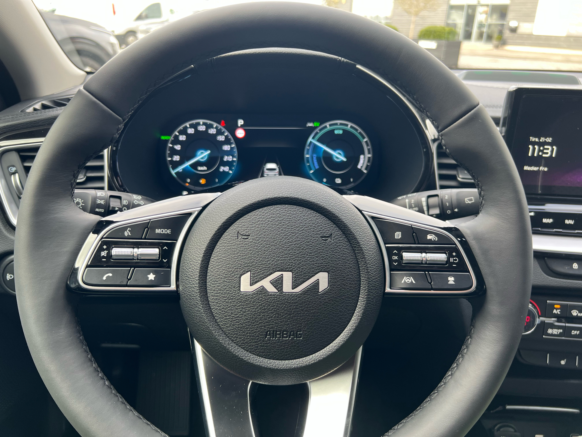 Billede af Kia Ceed SW 1,6 GDI PHEV  Plugin-hybrid Upgrade m/Premium DCT 141HK Stc 6g Aut.