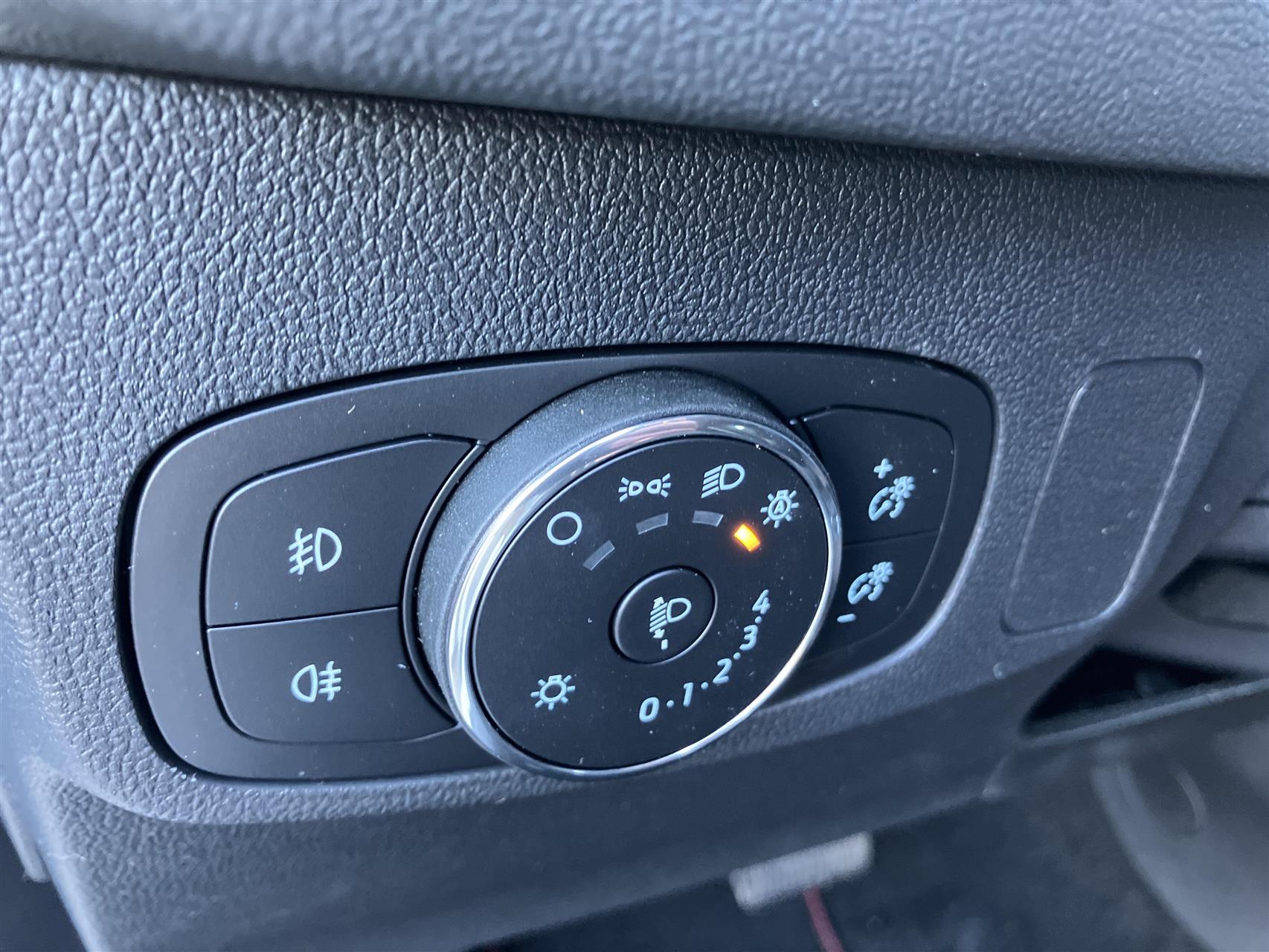 Billede af Ford Focus 1,0 EcoBoost Hybrid ST-Line X DCT 125HK 5d 7g Aut.