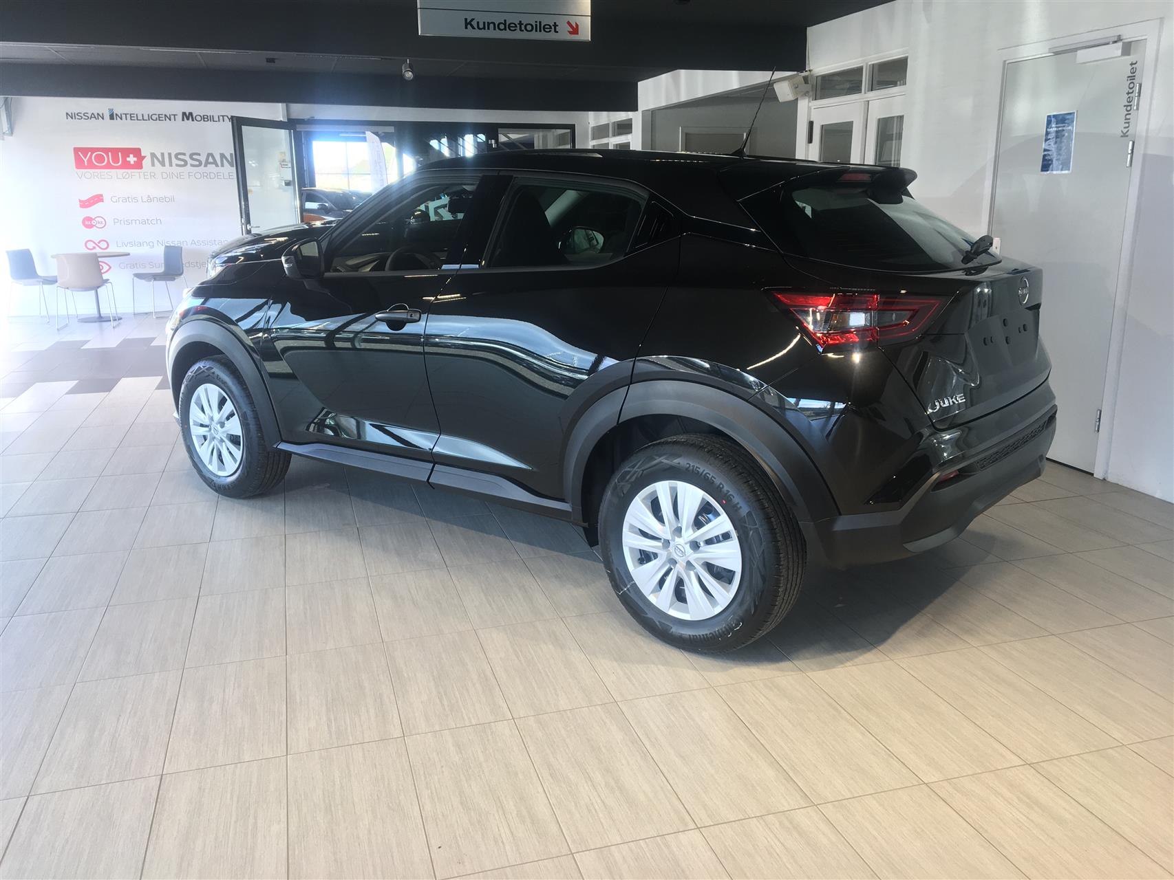 Billede af Nissan Juke 1,0 Dig-T Visia 114HK 5d 6g