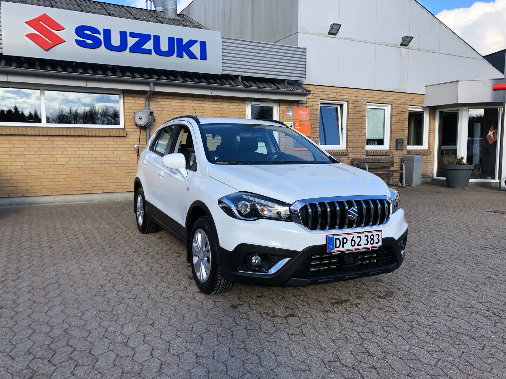 Billede af Suzuki S-Cross 1,4 Boosterjet  Mild hybrid Comfort Hybrid 129HK 5d 6g