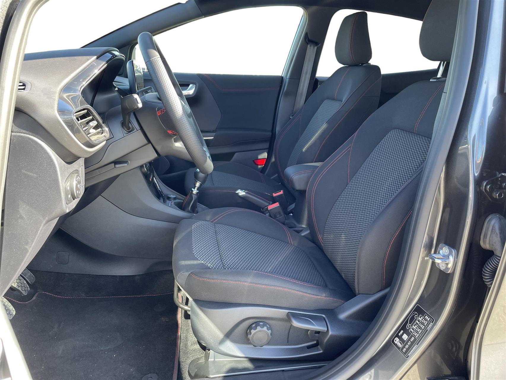 Billede af Ford Puma 1,0 EcoBoost Hybrid ST-Line Design 125HK 5d 6g