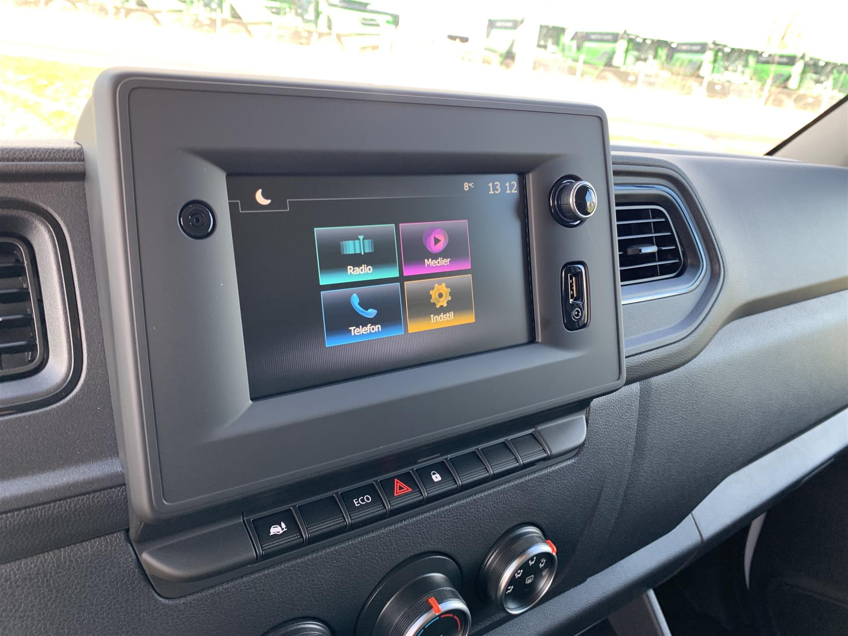 Billede af Nissan Interstar L2H2 2,0 DCi N-Connecta 150HK Van 6g