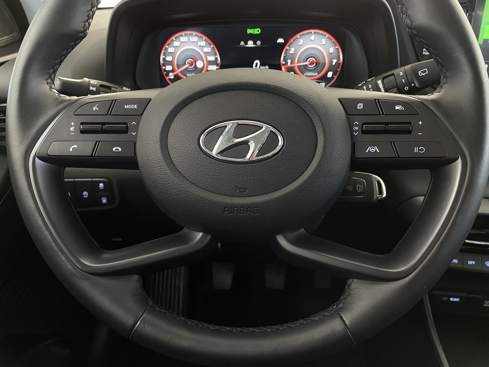 Billede af Hyundai i20 1,0 T-GDI Essential Komfort DCT 100HK 5d 7g Aut.