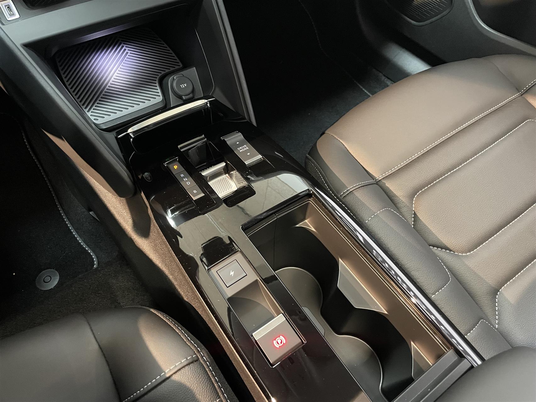 Billede af Citroën e-C4 EL Palais Sky 136HK 5d Aut.