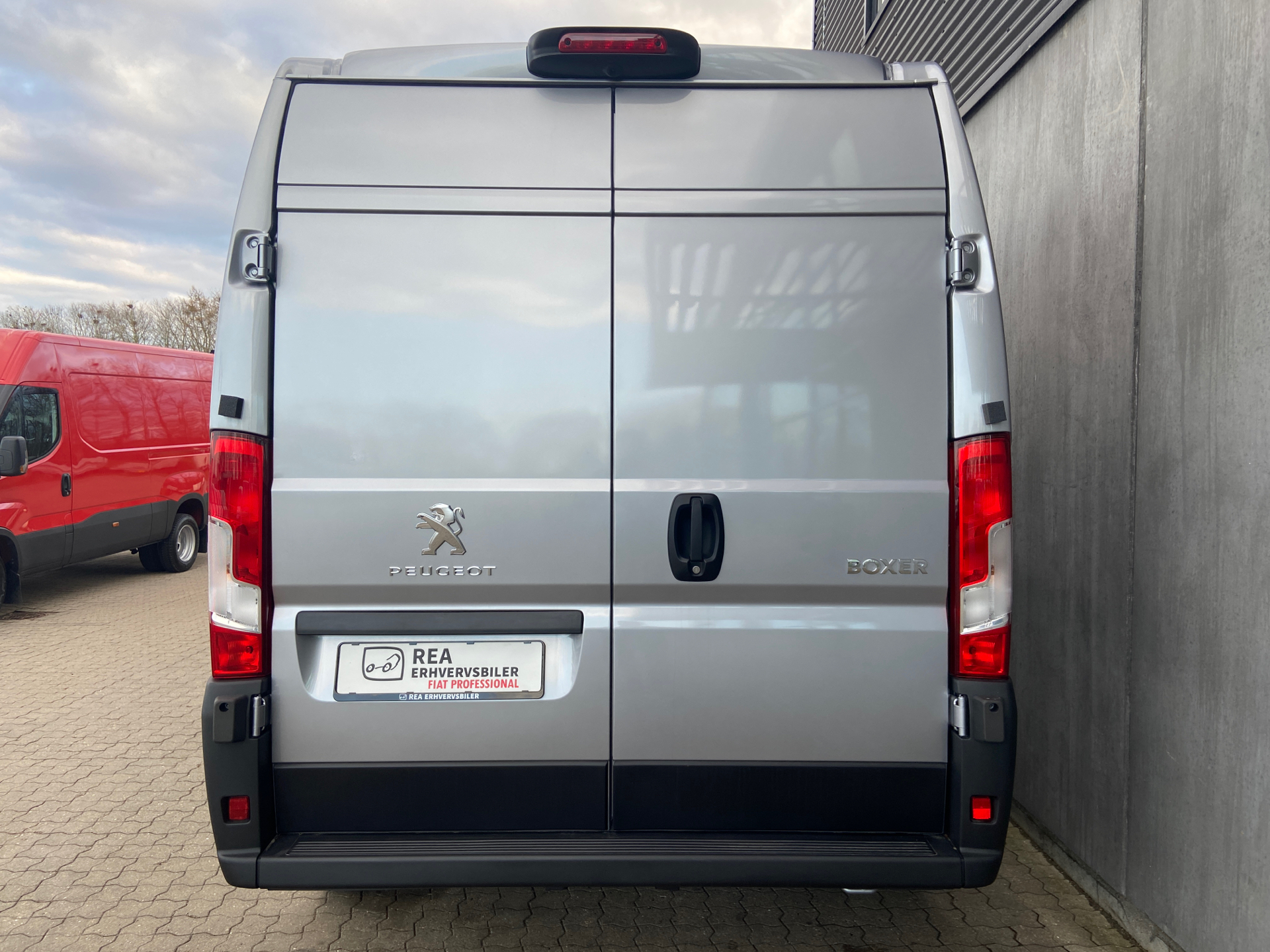 Billede af Peugeot Boxer 333 L2H2 2,2 BlueHDi Premium 140HK Van 6g