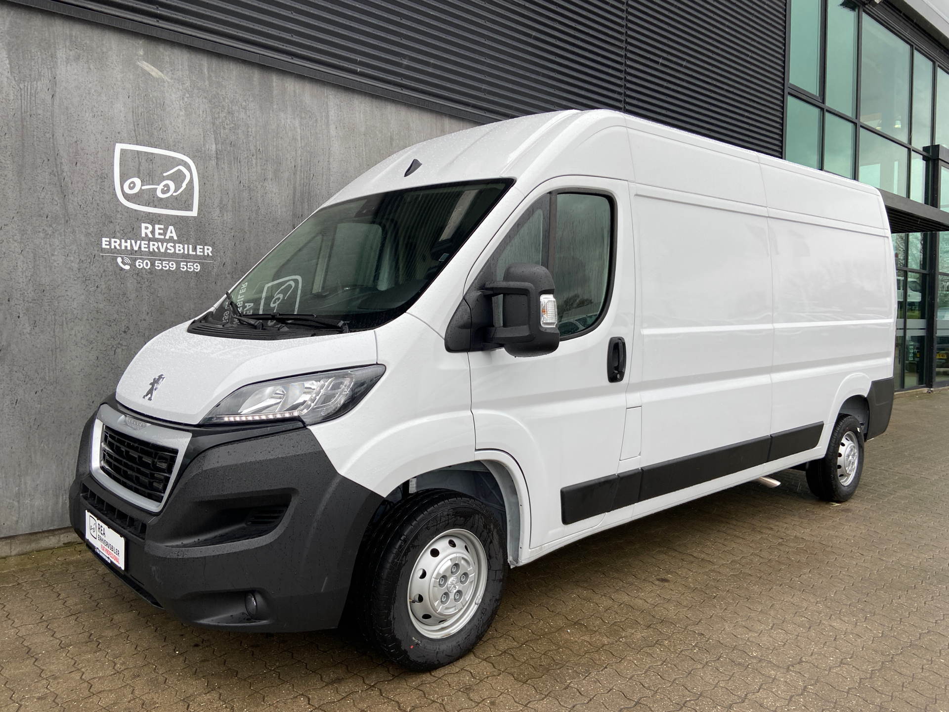 Billede af Peugeot Boxer 333 L3H2 2,2 BlueHDi Premium 140HK Van 6g