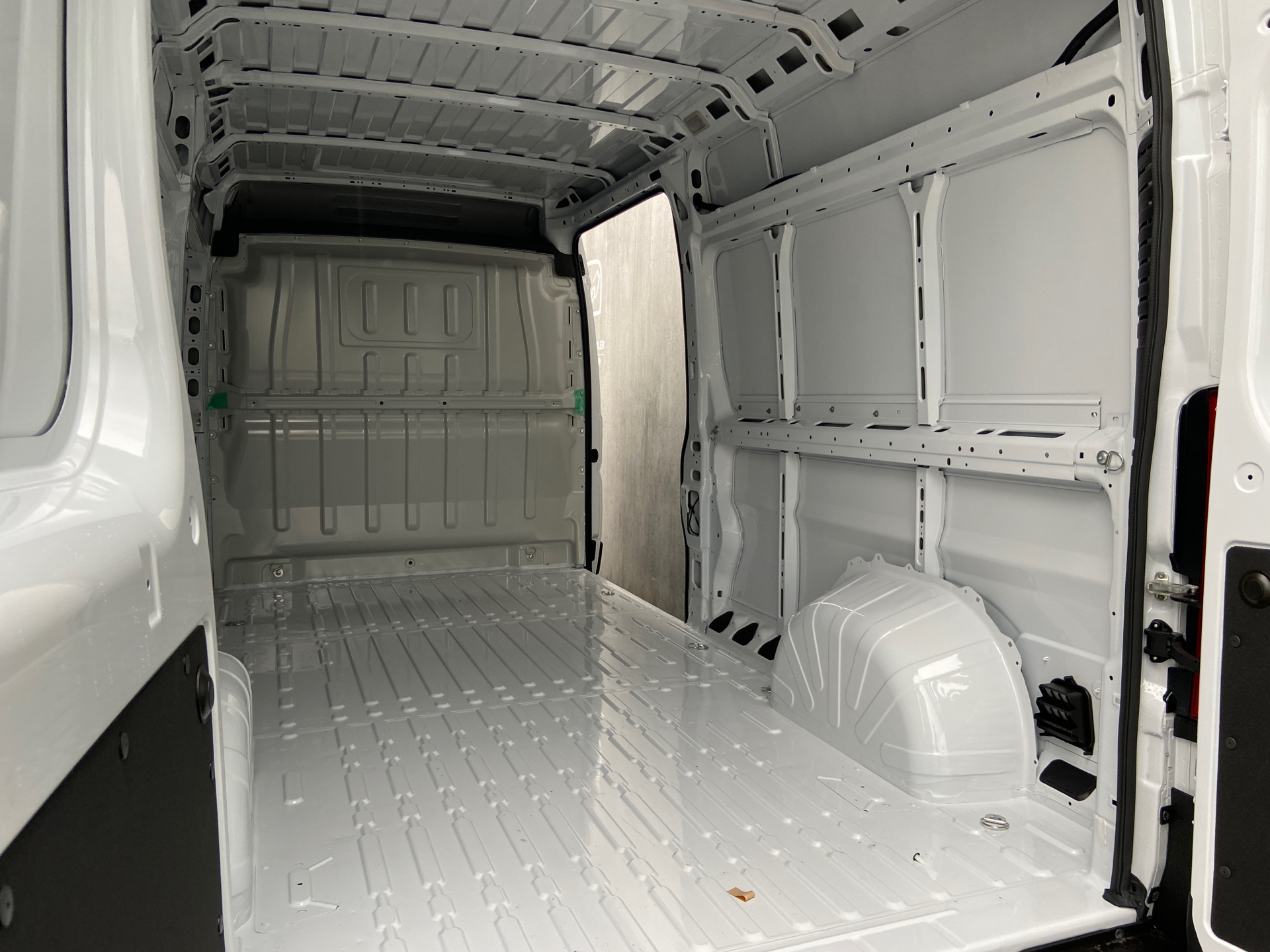Billede af Peugeot Boxer 333 L3H2 2,2 BlueHDi Premium 140HK Van 6g