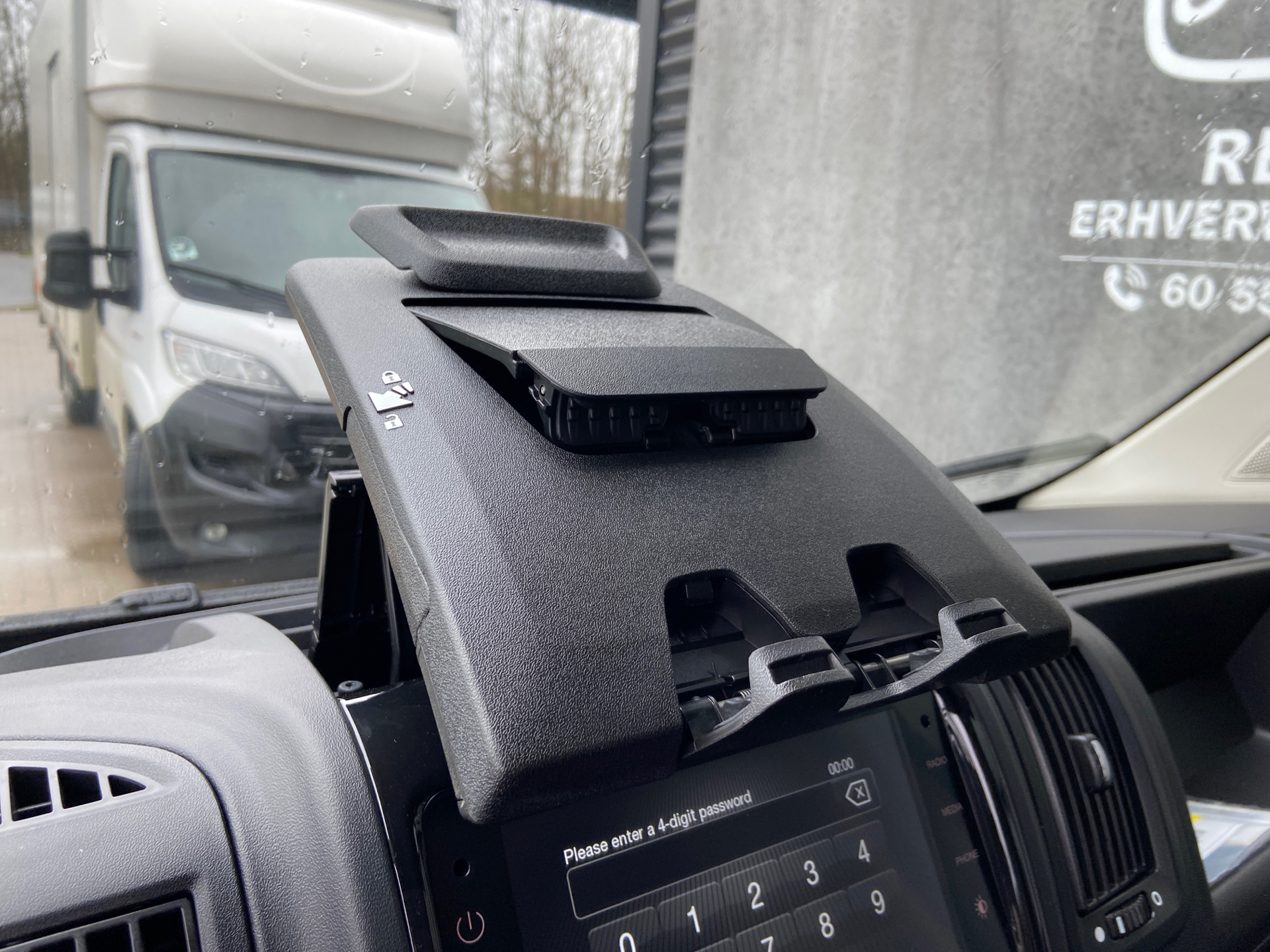 Billede af Peugeot Boxer 333 L3H2 2,2 BlueHDi Premium 140HK Van 6g
