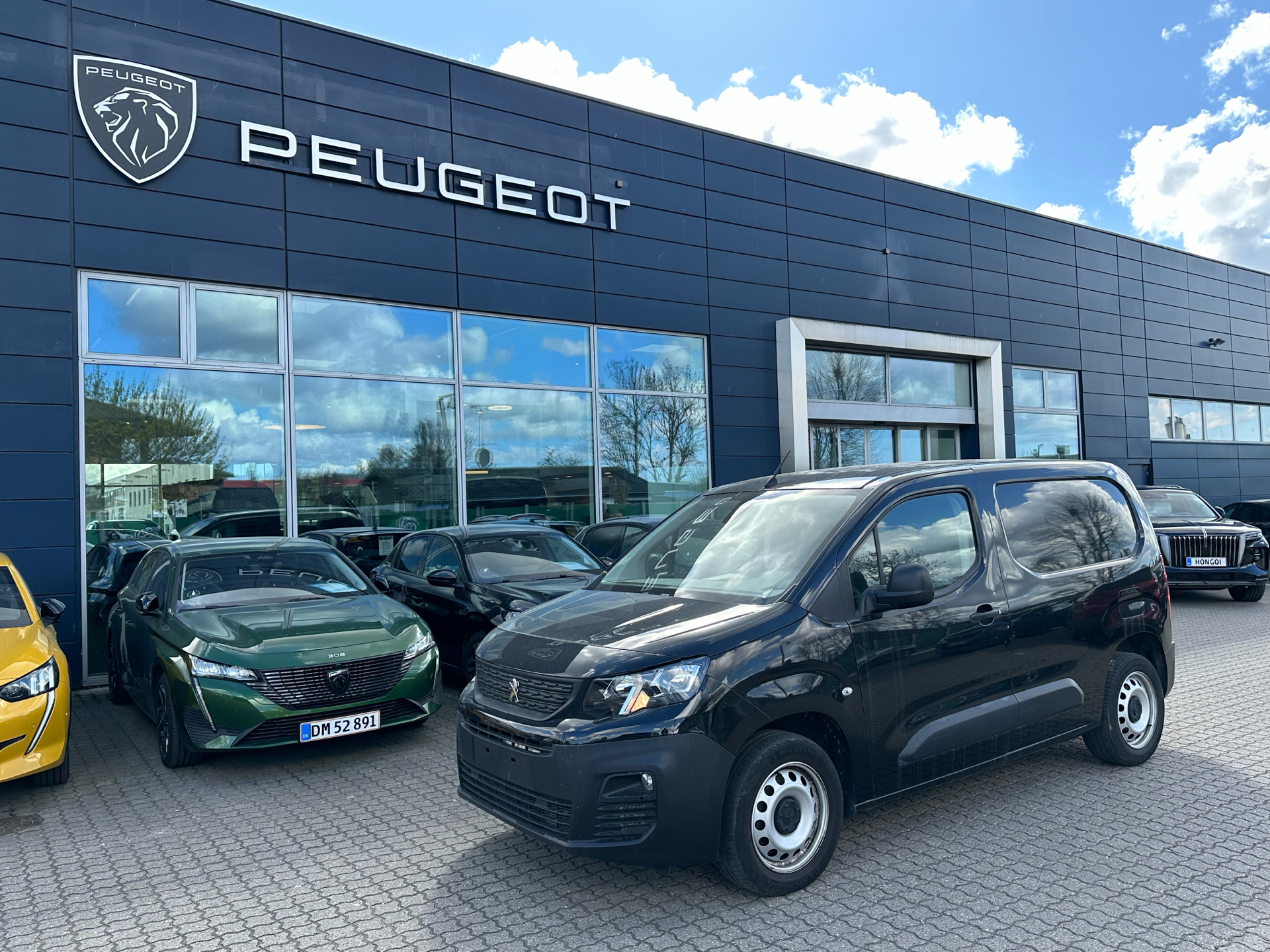 Billede af Peugeot Partner L1 V1 1,5 BlueHDi Plus EAT8 130HK Van 8g Aut.