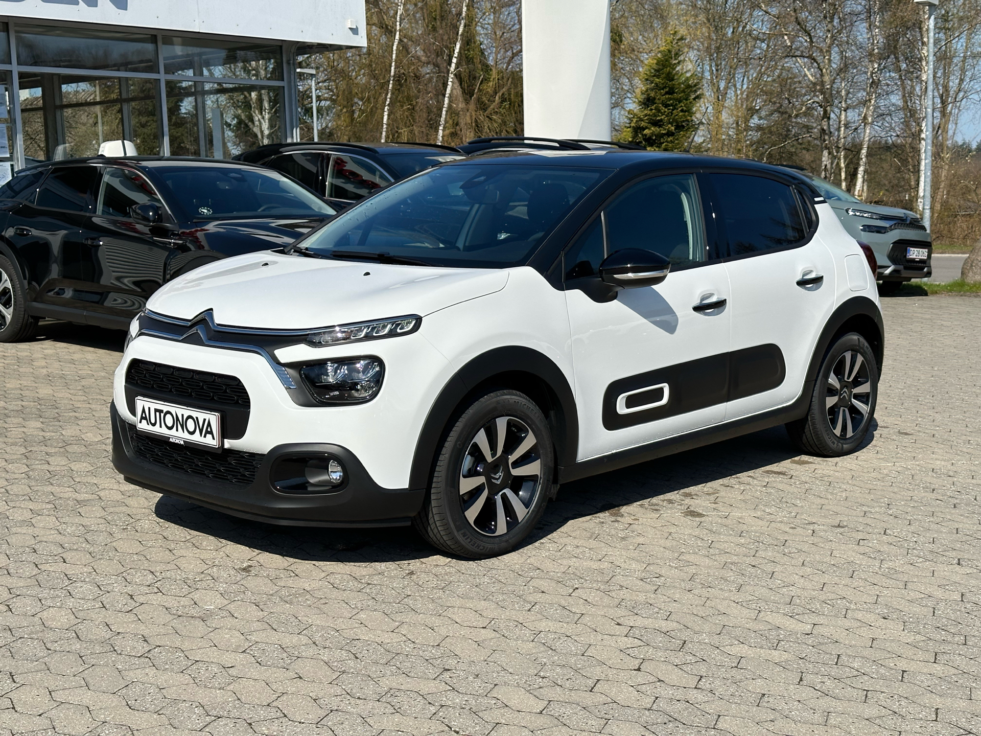 Billede af Citroën C3 1,2 PureTech Attraction 83HK 5d