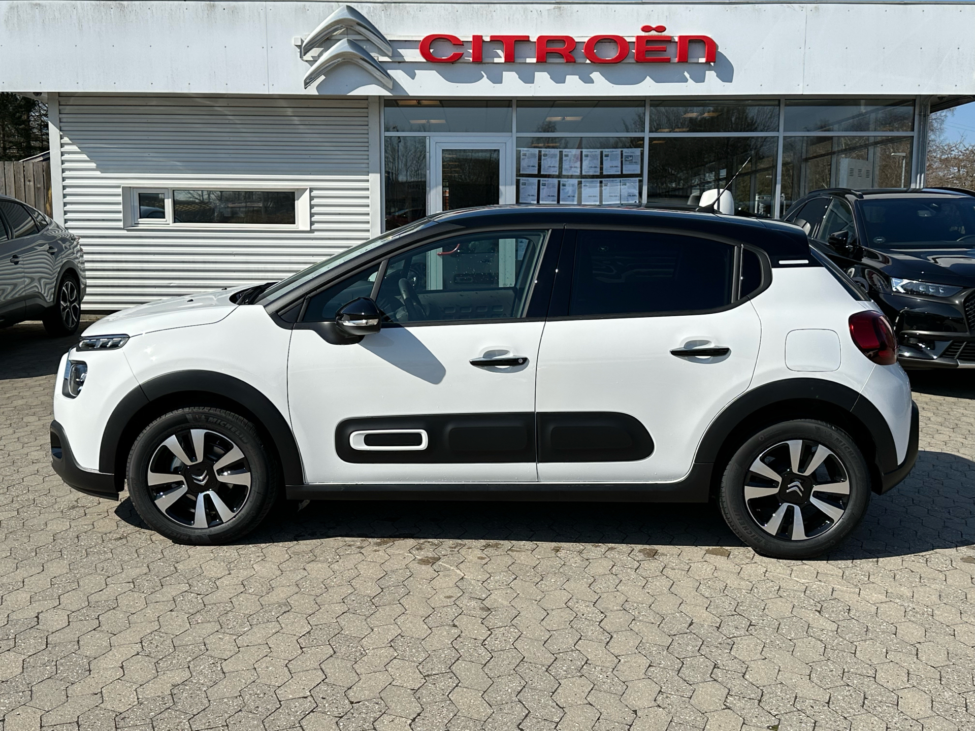 Billede af Citroën C3 1,2 PureTech Attraction 83HK 5d