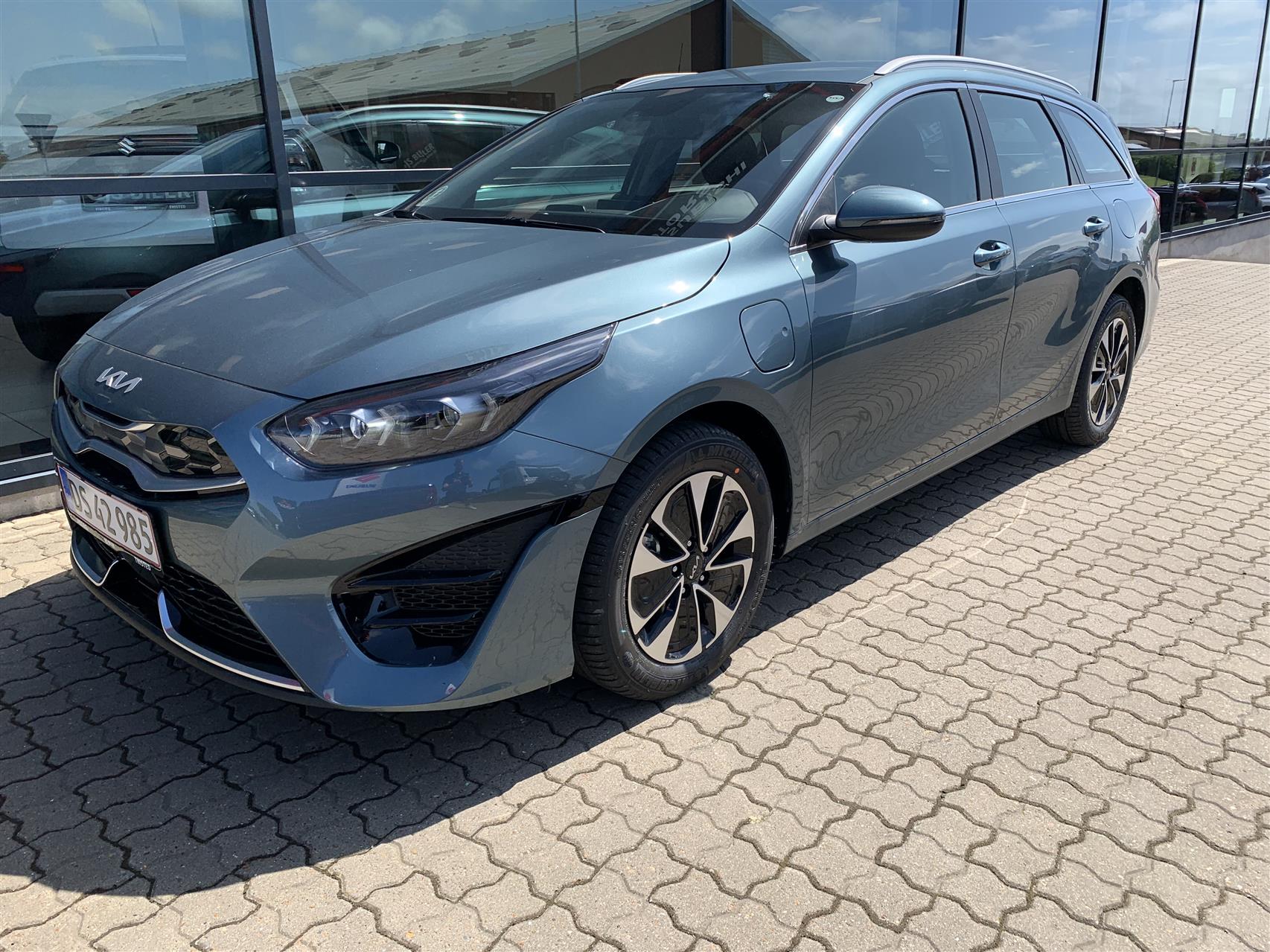 Billede af Kia Ceed SW 1,6 GDI PHEV  Plugin-hybrid Prestige DCT 141HK Stc 6g Aut.