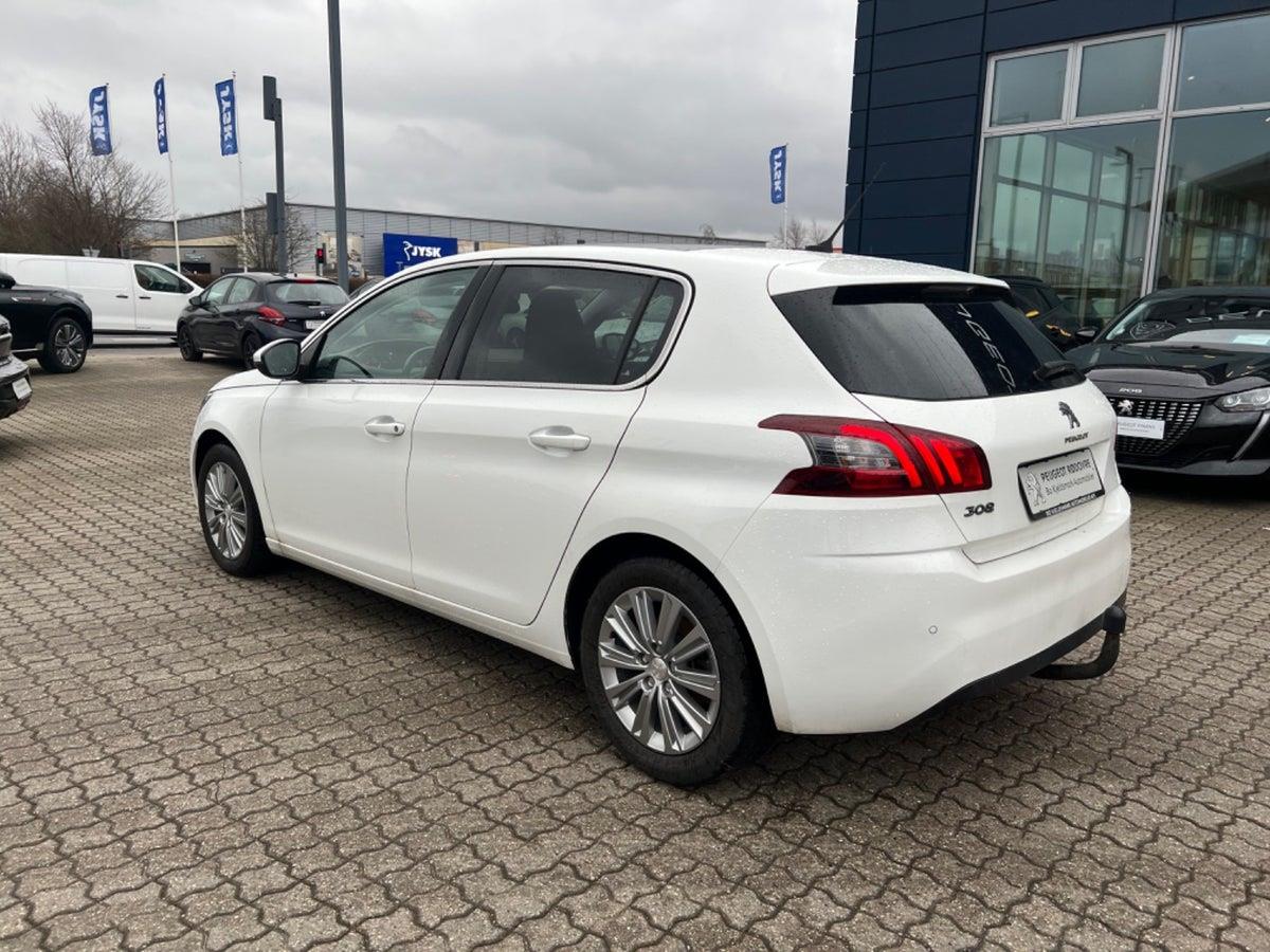 Billede af Peugeot 308 1,2 PureTech Selection Sky 130HK 5d 6g