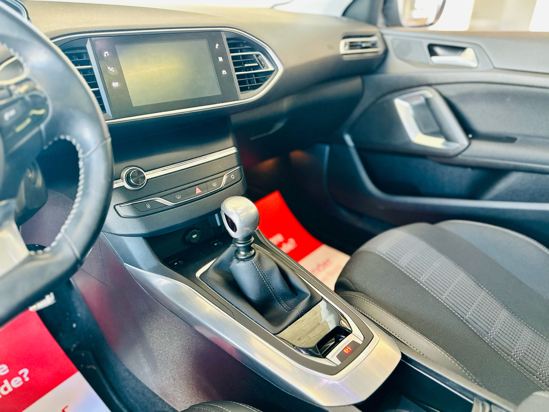 Billede af Peugeot 308 1,6 BlueHDi Allure 120HK 5d