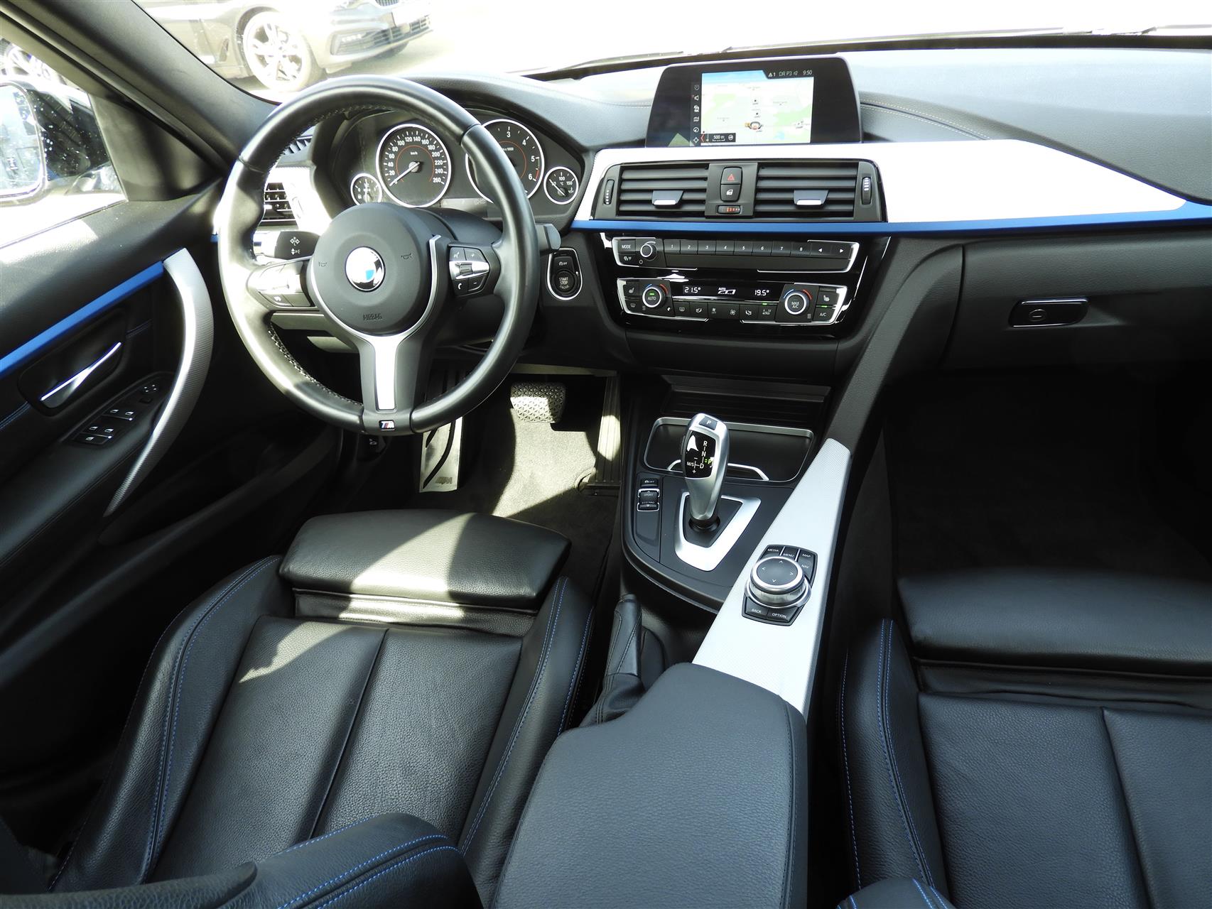 Billede af BMW 320d 2,0 D M-Sport Steptronic 190HK 8g Aut.
