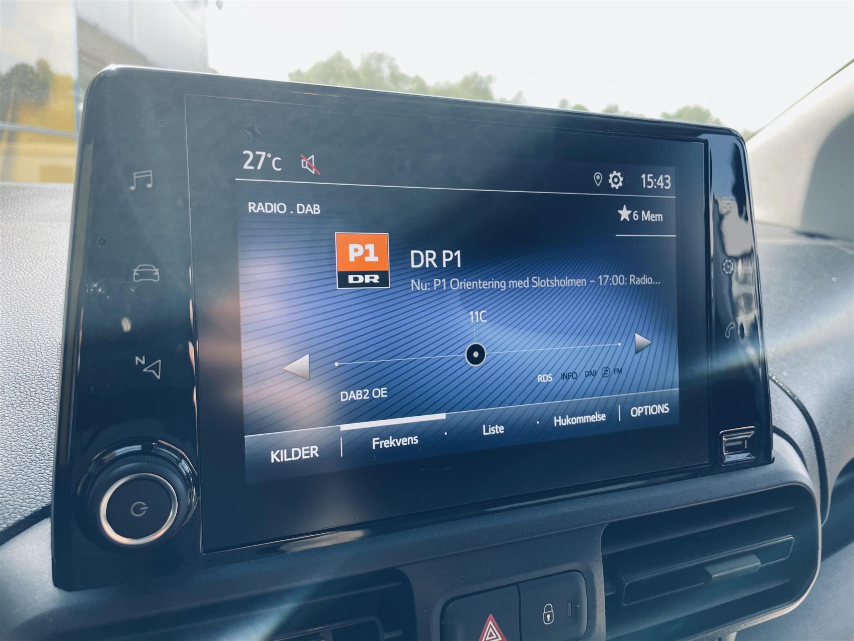 Billede af Toyota Proace City Medium 1,5 D Comfort Smart Active Vision 130HK Van 8g Aut.
