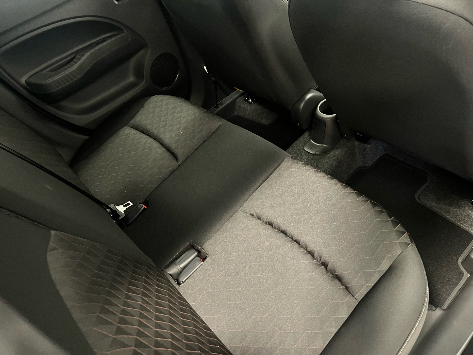 Billede af Mitsubishi Space Star 1,2 Invite+ AS&G 71HK 5d