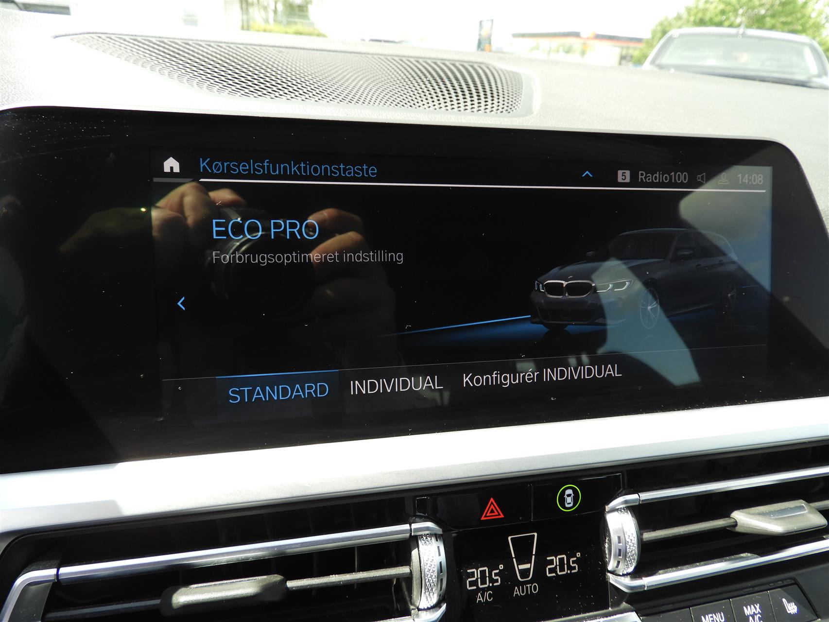 Billede af BMW 320d Touring 2,0 D M-Sport 190HK Stc 8g Aut.