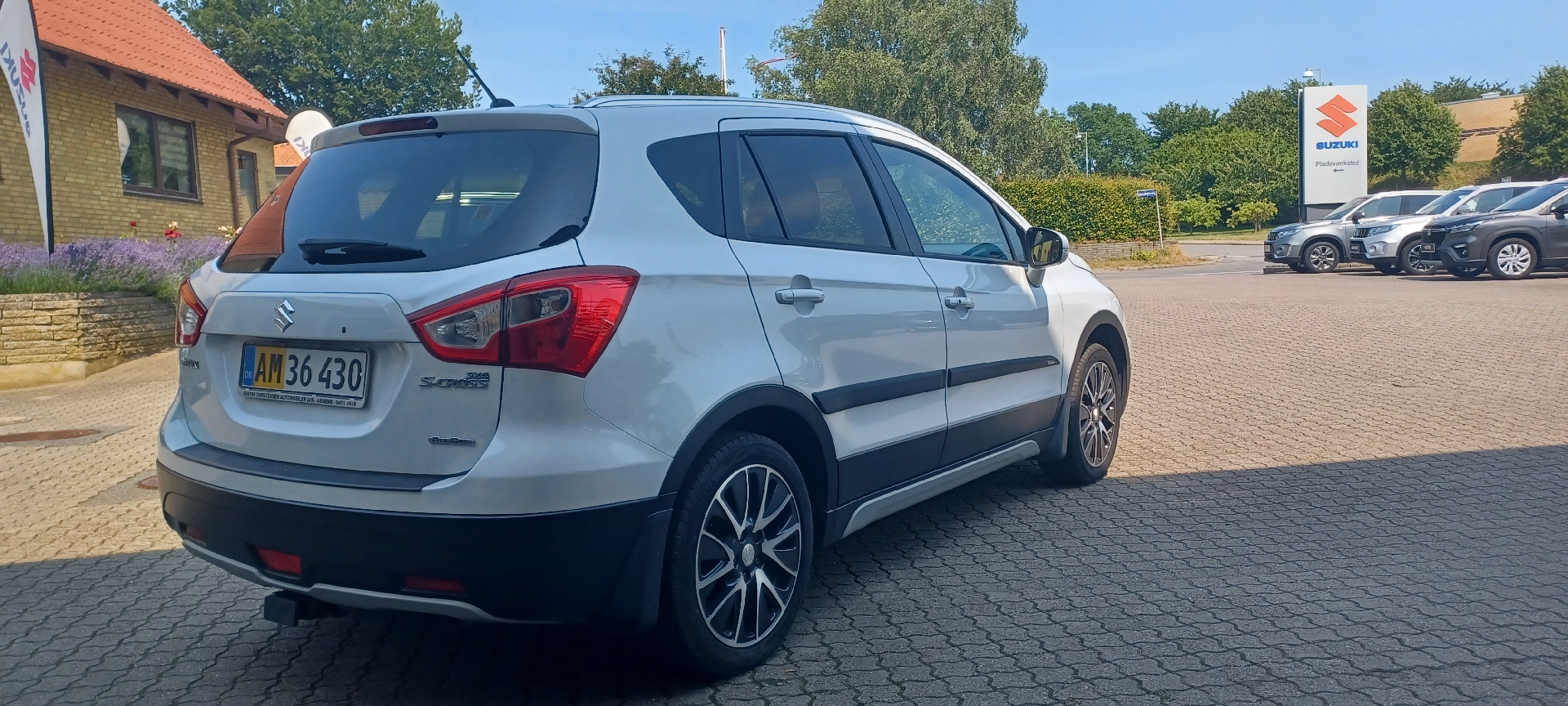 Billede af Suzuki S-Cross 1,6 16V AllGrip Active 4x4 120HK Van