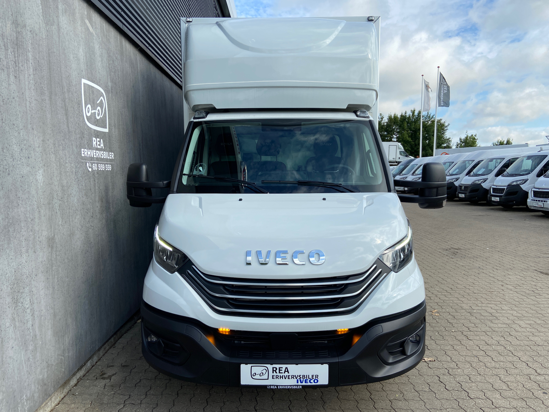 Billede af Iveco Daily 35S18 4100mm 3,0 D 180HK Ladv./Chas. 8g Aut.