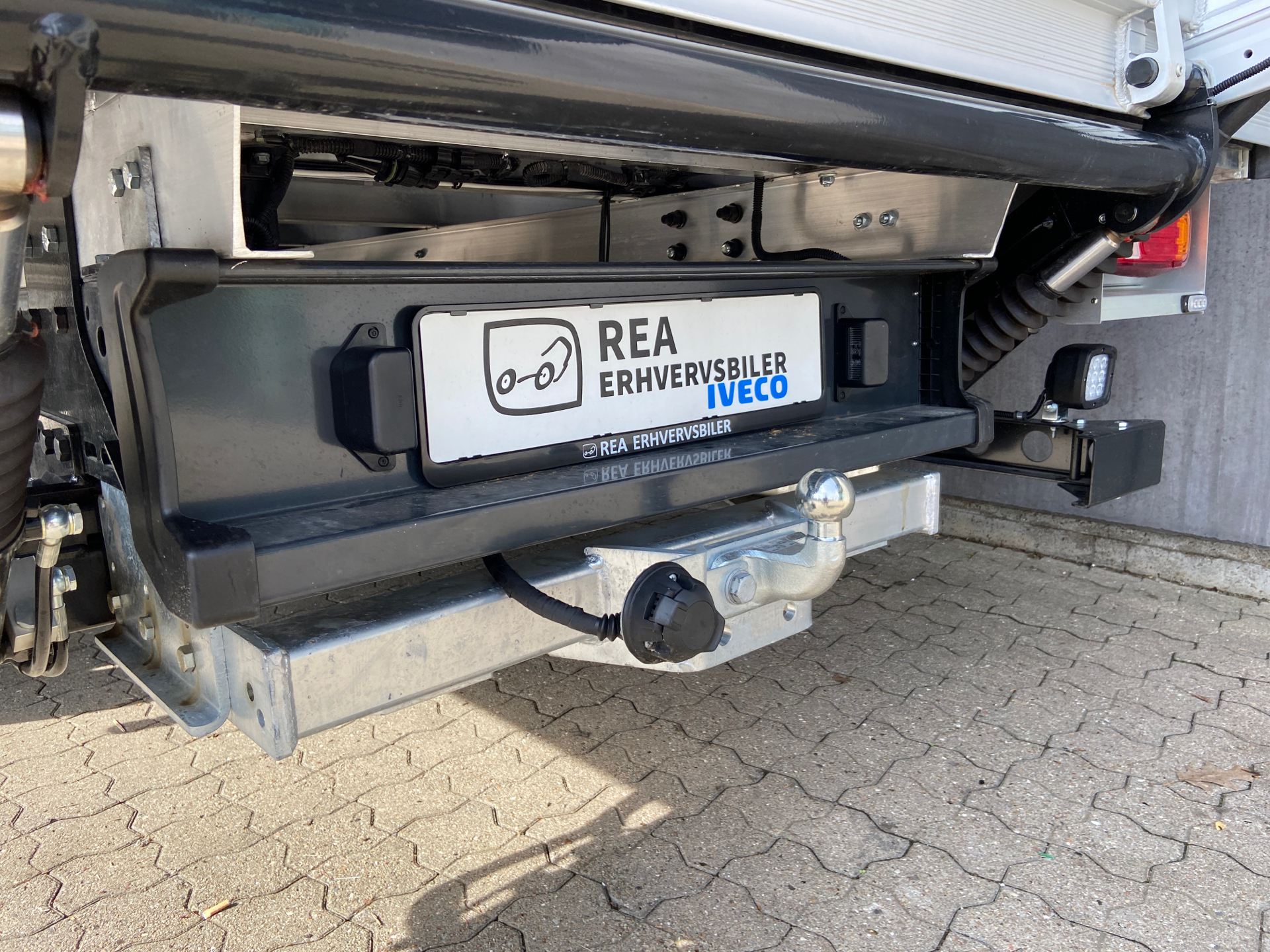 Billede af Iveco Daily 35S18 4100mm 3,0 D 180HK Ladv./Chas. 8g Aut.