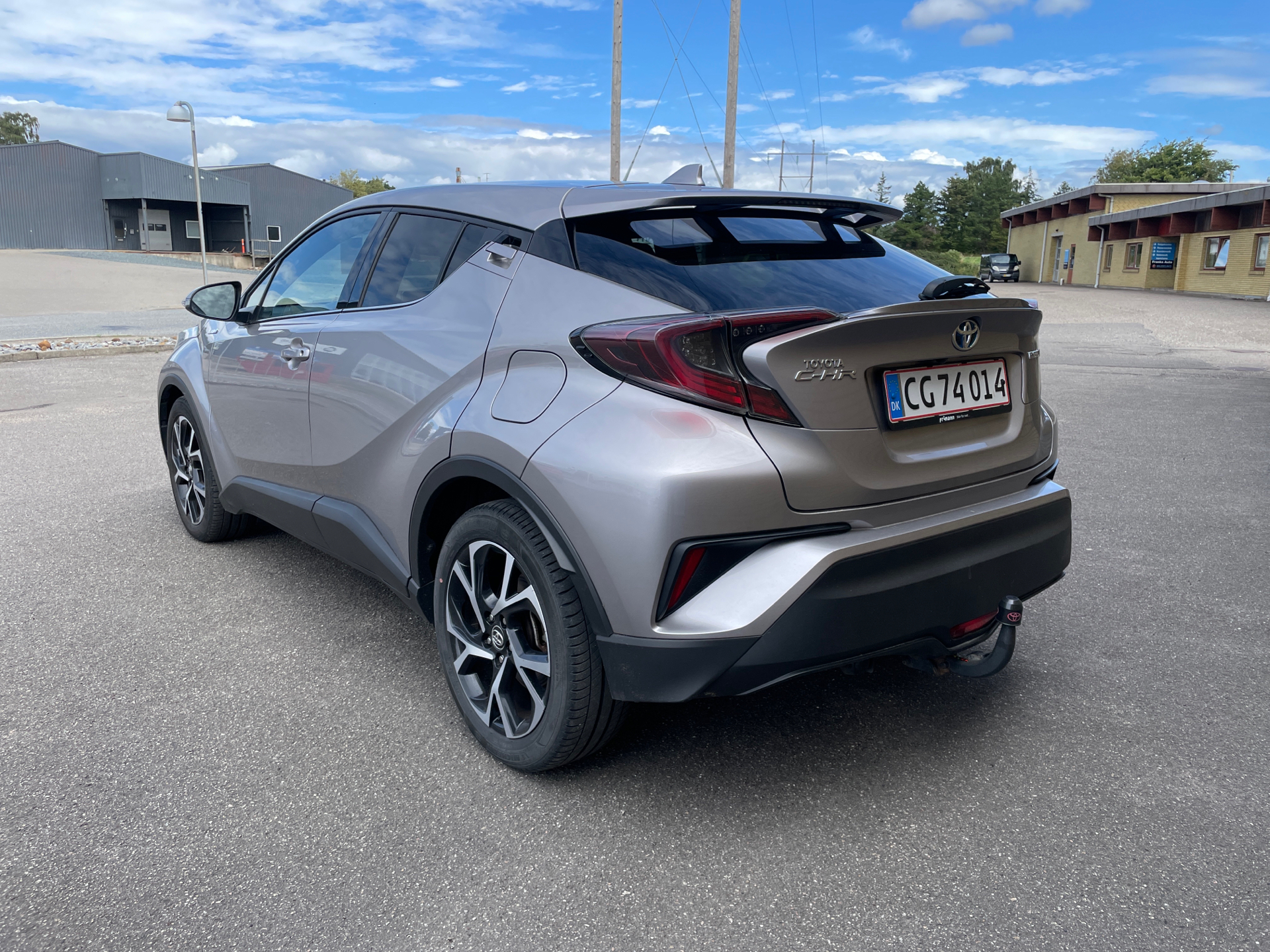 Billede af Toyota C-HR 1,8 Hybrid C-LUB Multidrive S 122HK 5d Aut.