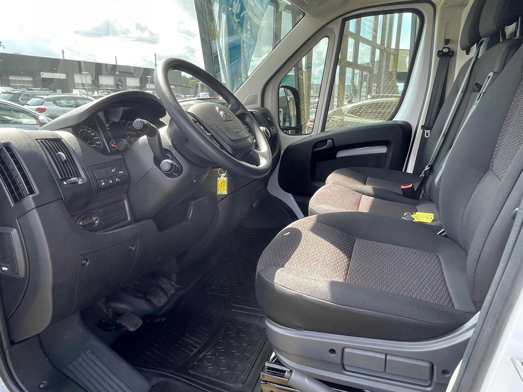 Billede af Citroën Jumper 35H L2H2 2,2 Blue HDi Flexline 165HK Van 6g