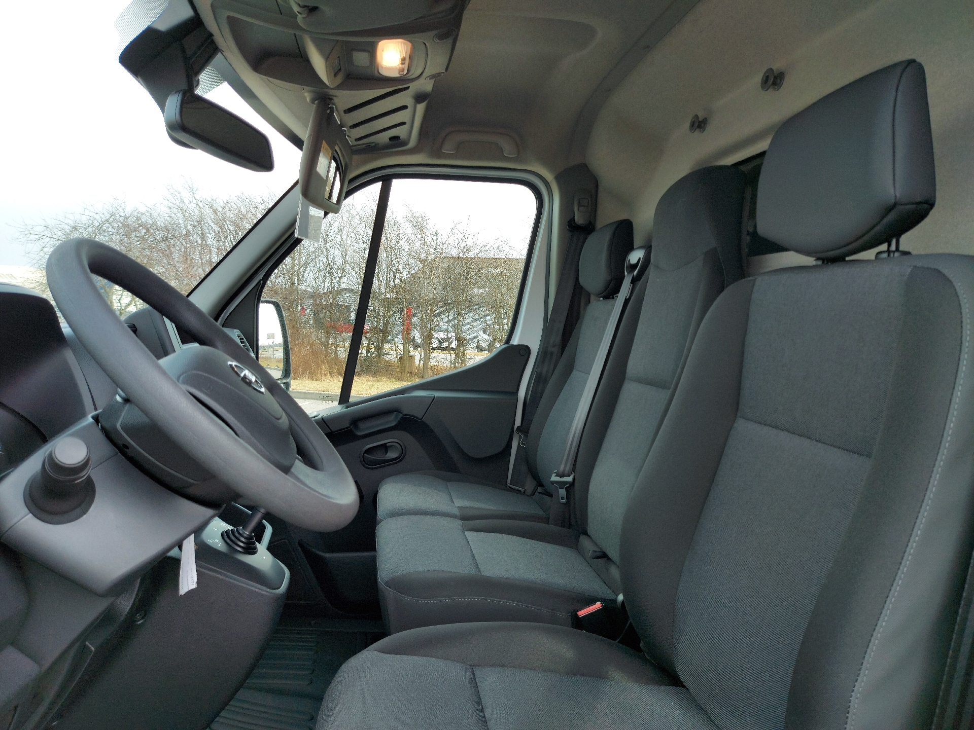 Billede af Nissan Interstar L2H2 2,3 DCi N-Connecta 180HK Van 6g Aut.