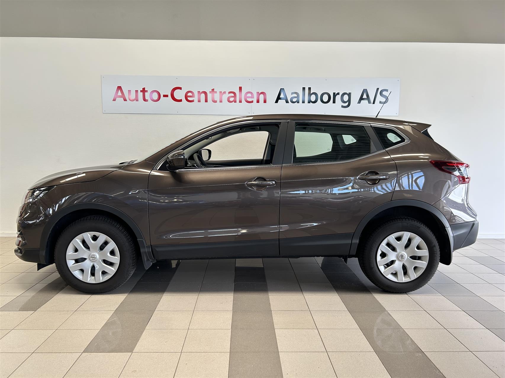 Billede af Nissan Qashqai 1,3 Dig-T Visia 140HK 5d 6g