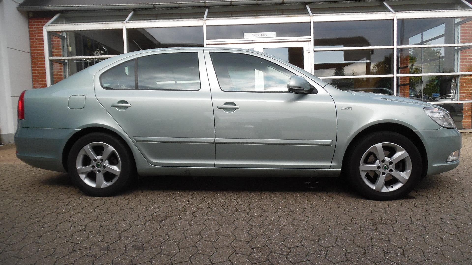 Billede af Skoda Octavia 1,6 Commonrail DPF Ambiente 105HK 5d